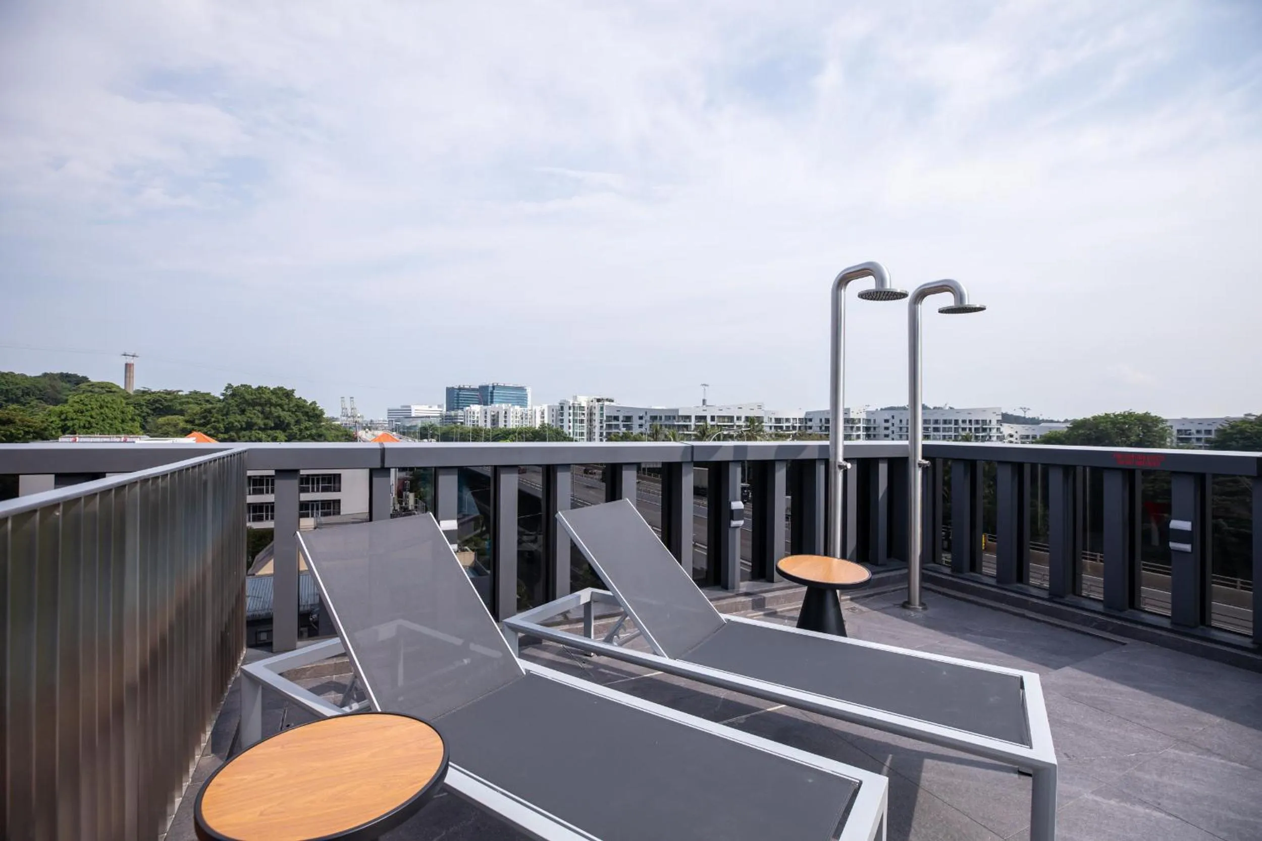 Swimming pool in Hotel Faber Park Singapore - Handwritten Collection