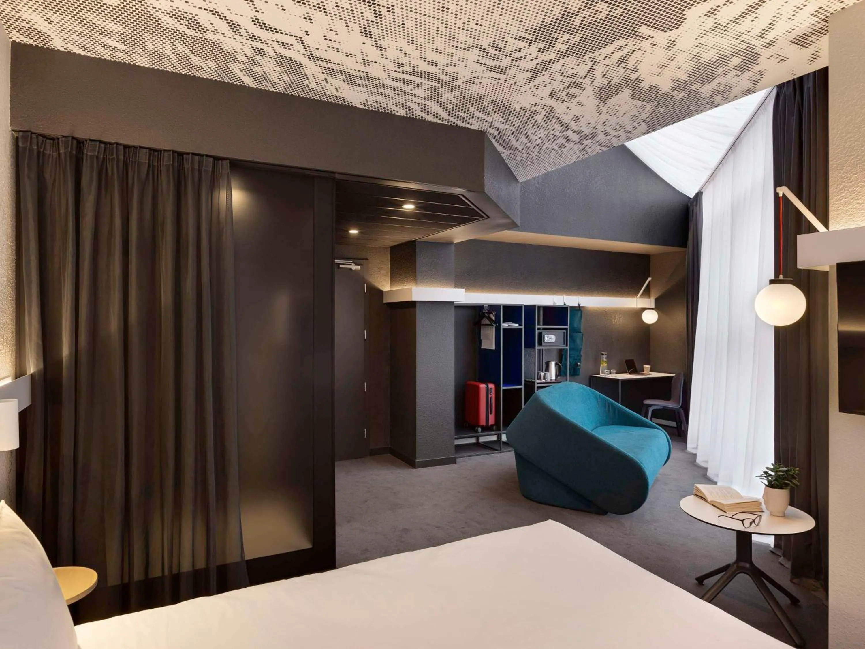 Bedroom, Bed in ibis Kyiv Beresteiska