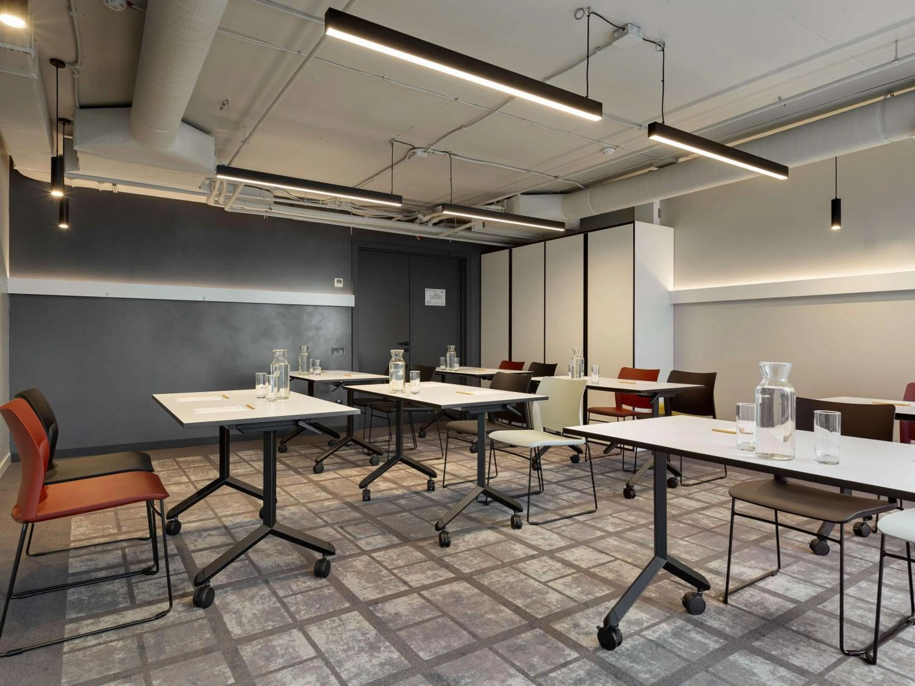Meeting/conference room in ibis Kyiv Beresteiska