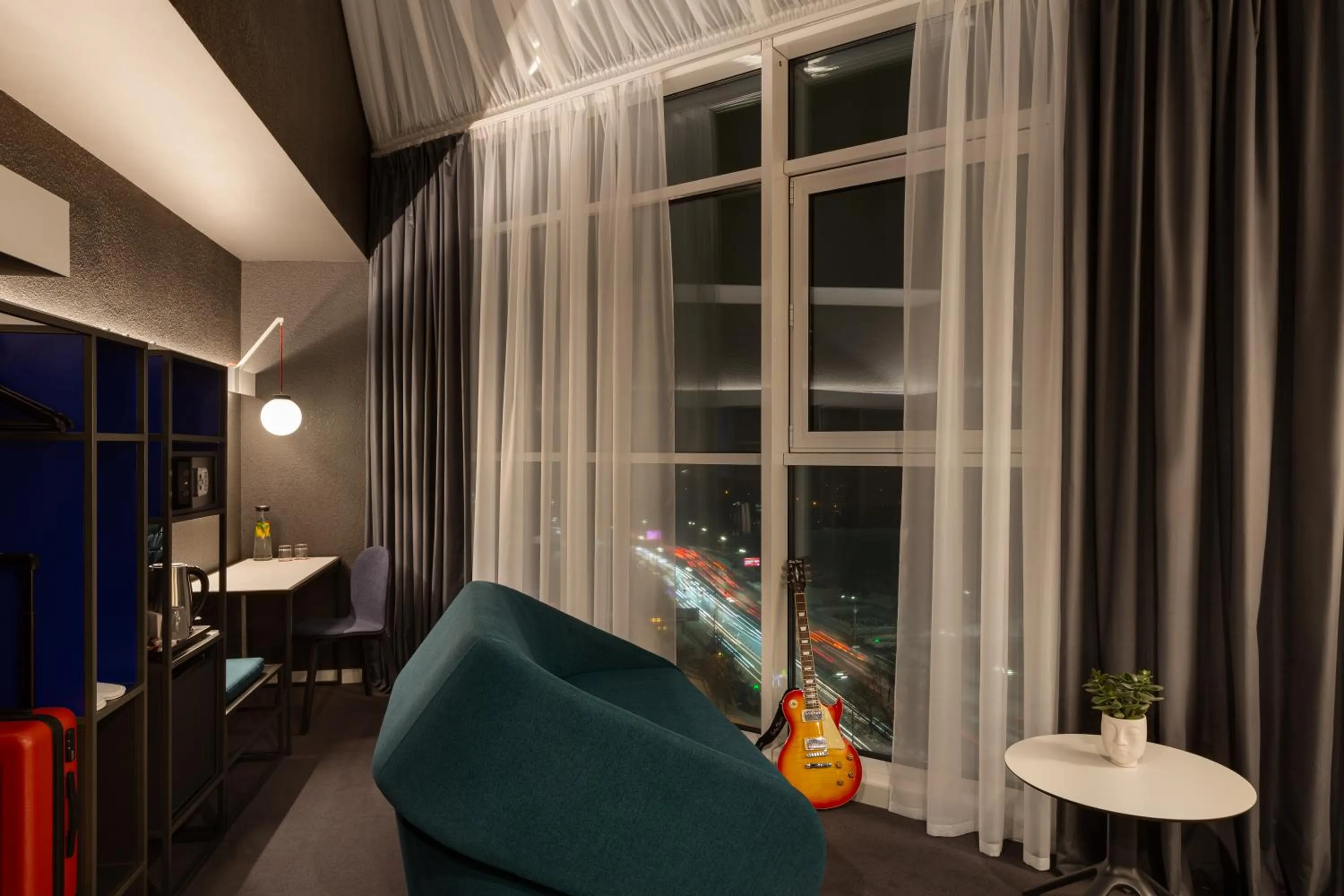 Photo of the whole room in ibis Kyiv Beresteiska