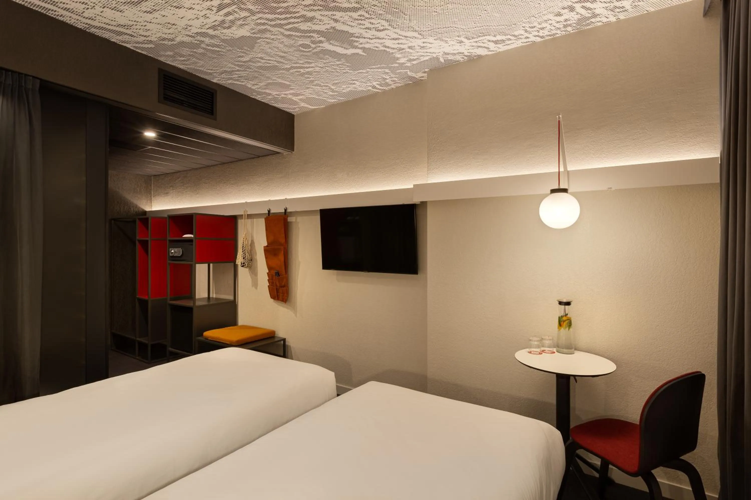 Photo of the whole room, Bed in ibis Kyiv Beresteiska