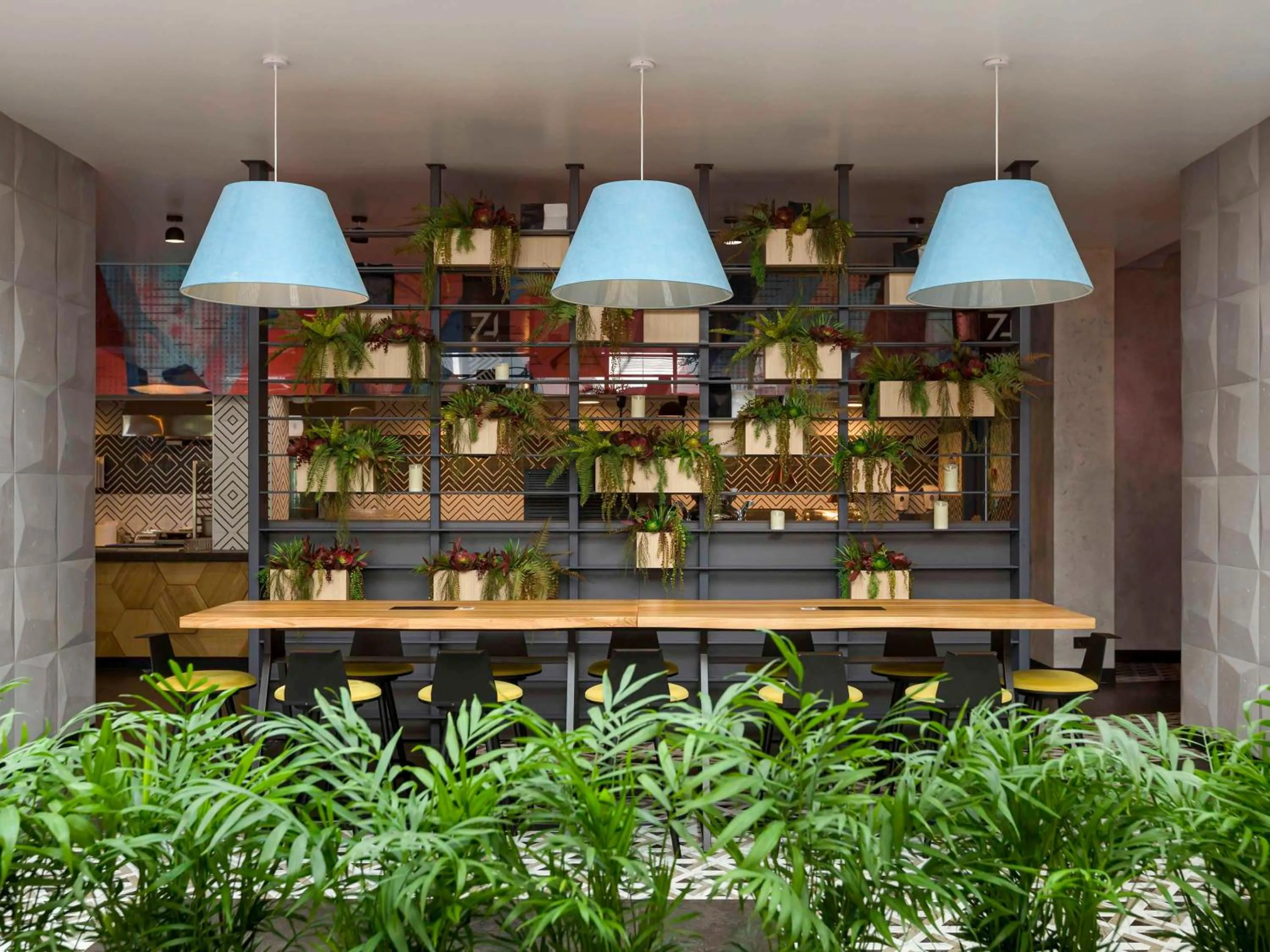 Restaurant/places to eat in ibis Kyiv Beresteiska