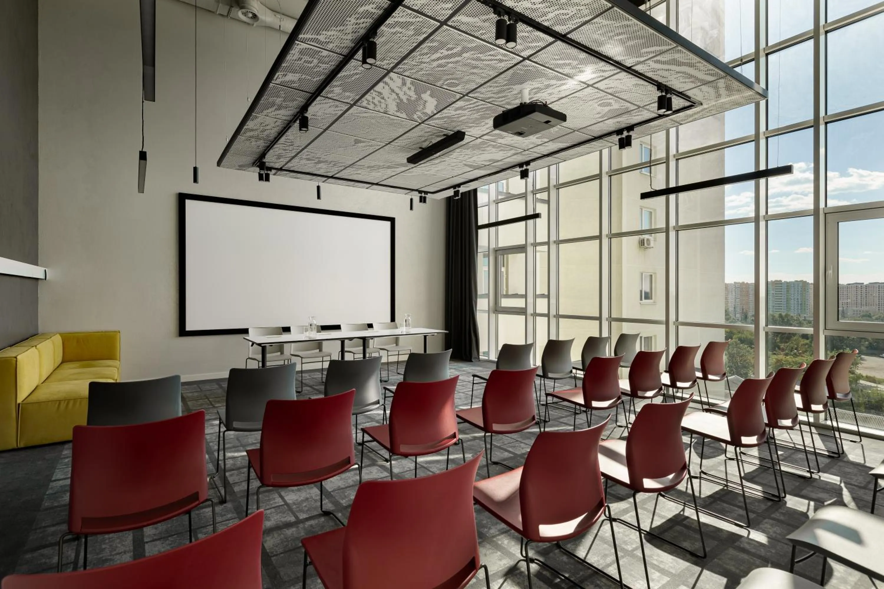 Meeting/conference room in ibis Kyiv Beresteiska