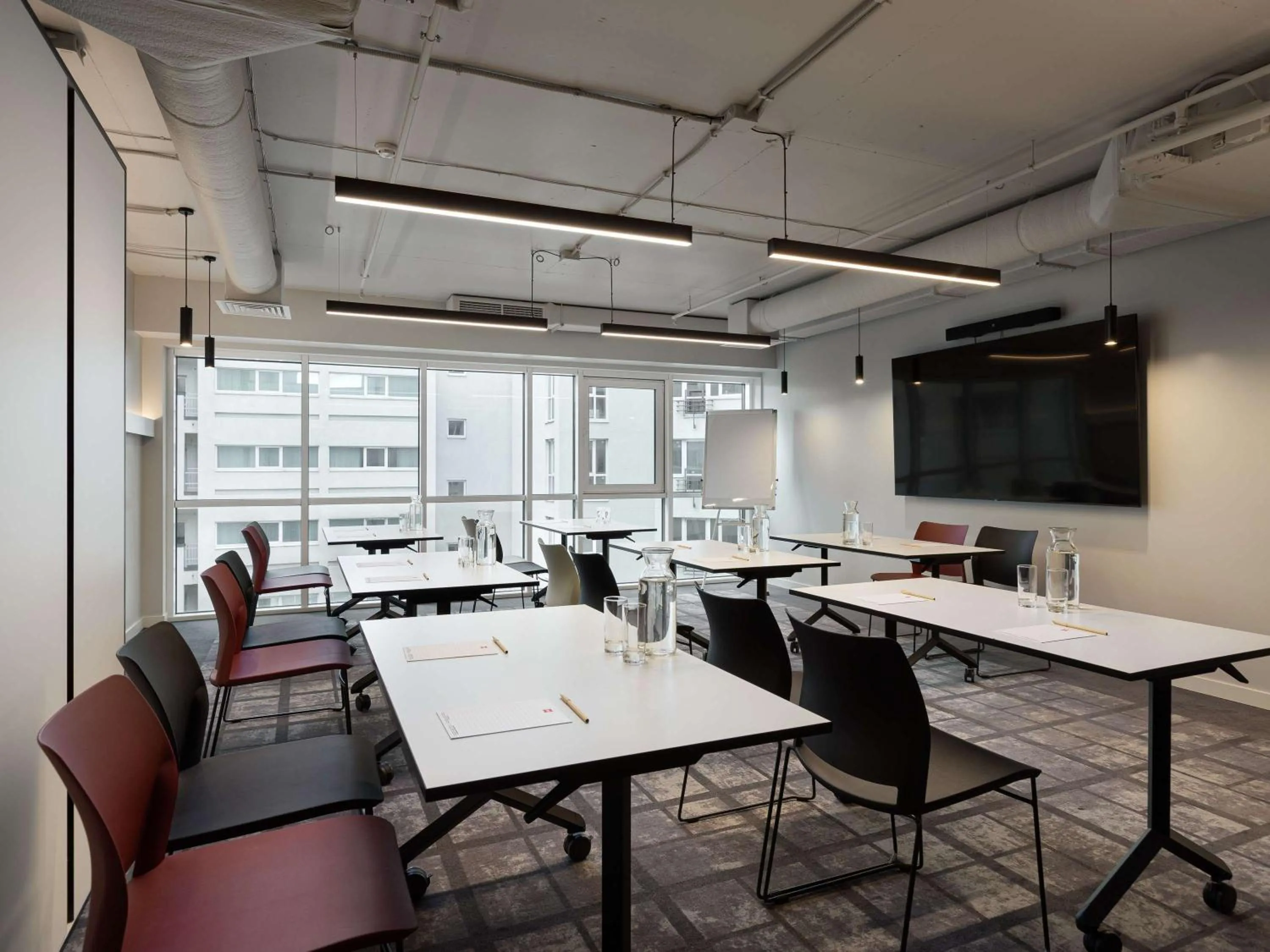 Meeting/conference room in ibis Kyiv Beresteiska