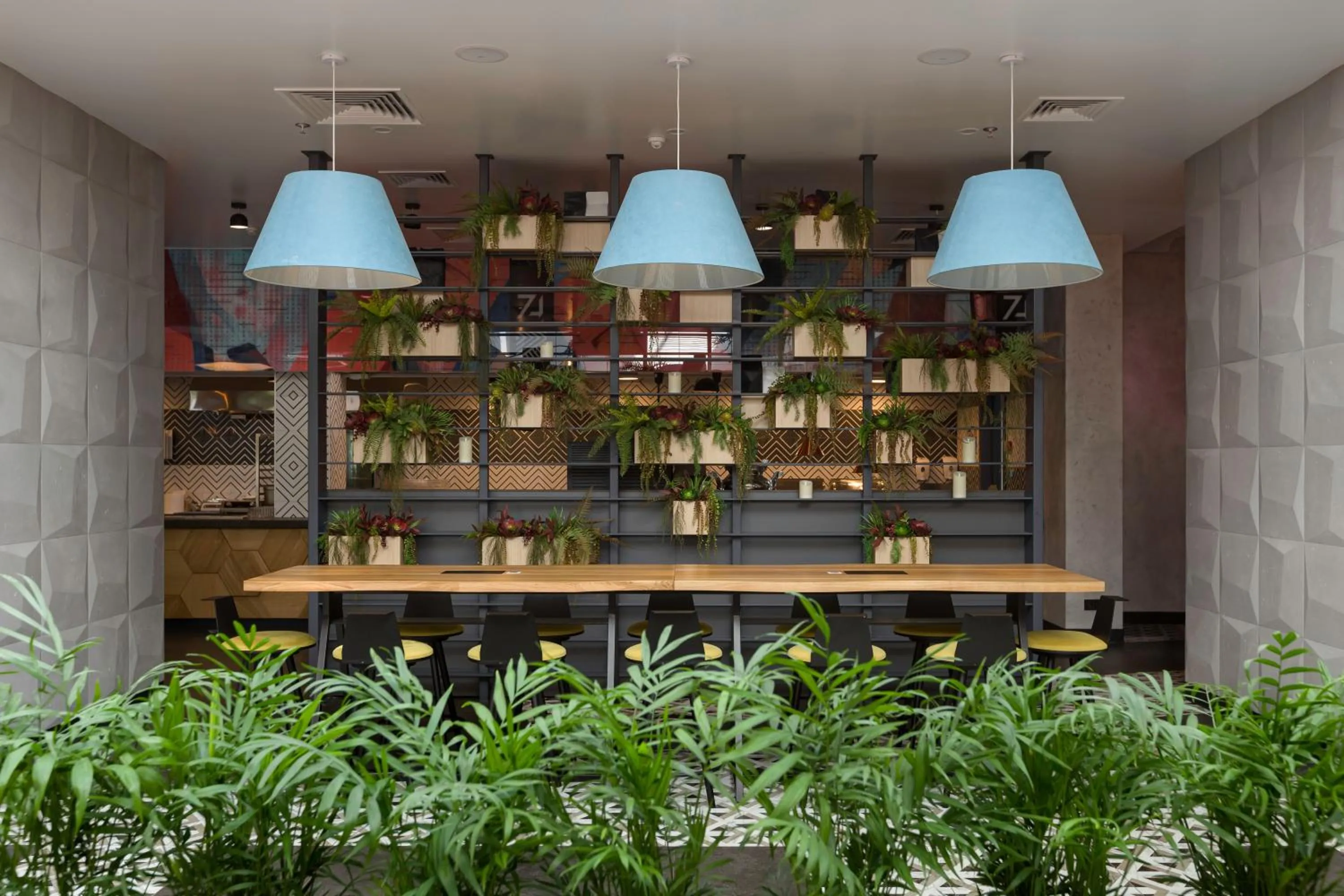 Restaurant/places to eat in ibis Kyiv Beresteiska