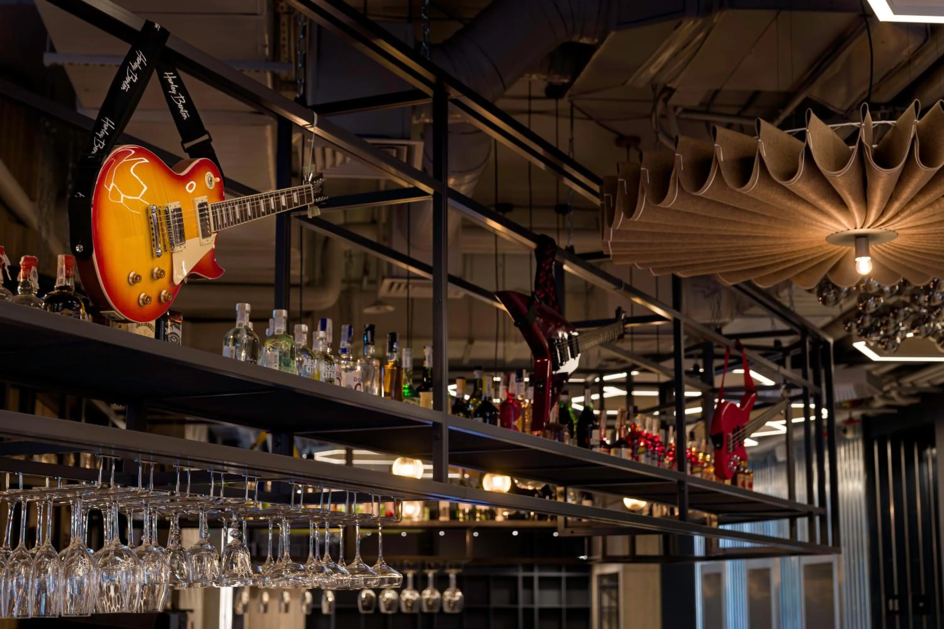 Restaurant/places to eat in ibis Kyiv Beresteiska