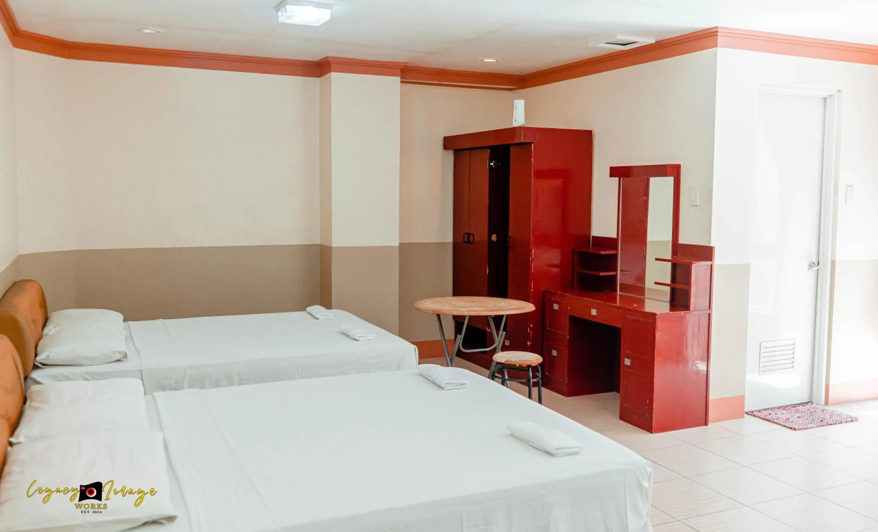 Bed in Imperial Ridge Pension House