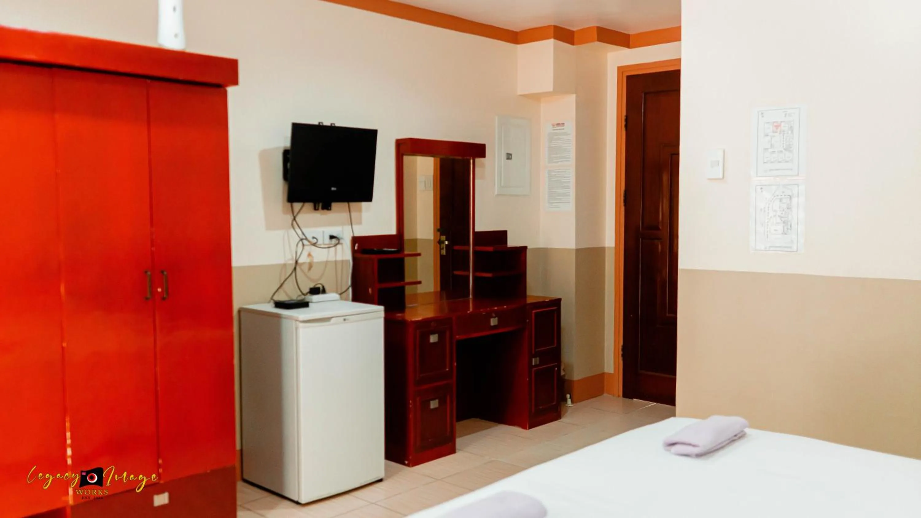 Bed in Imperial Ridge Pension House