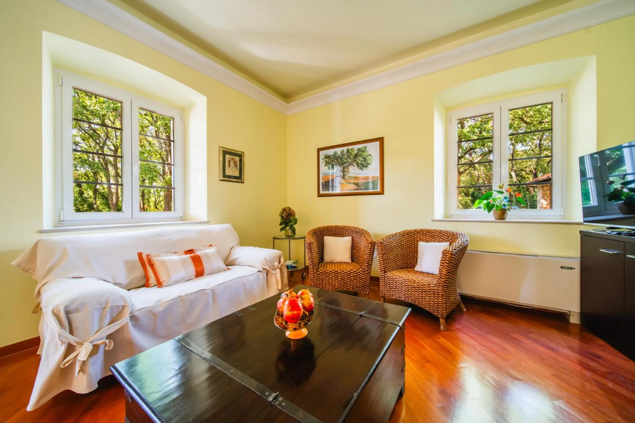 Living room, Bed in Garden Oasis Pool Villa