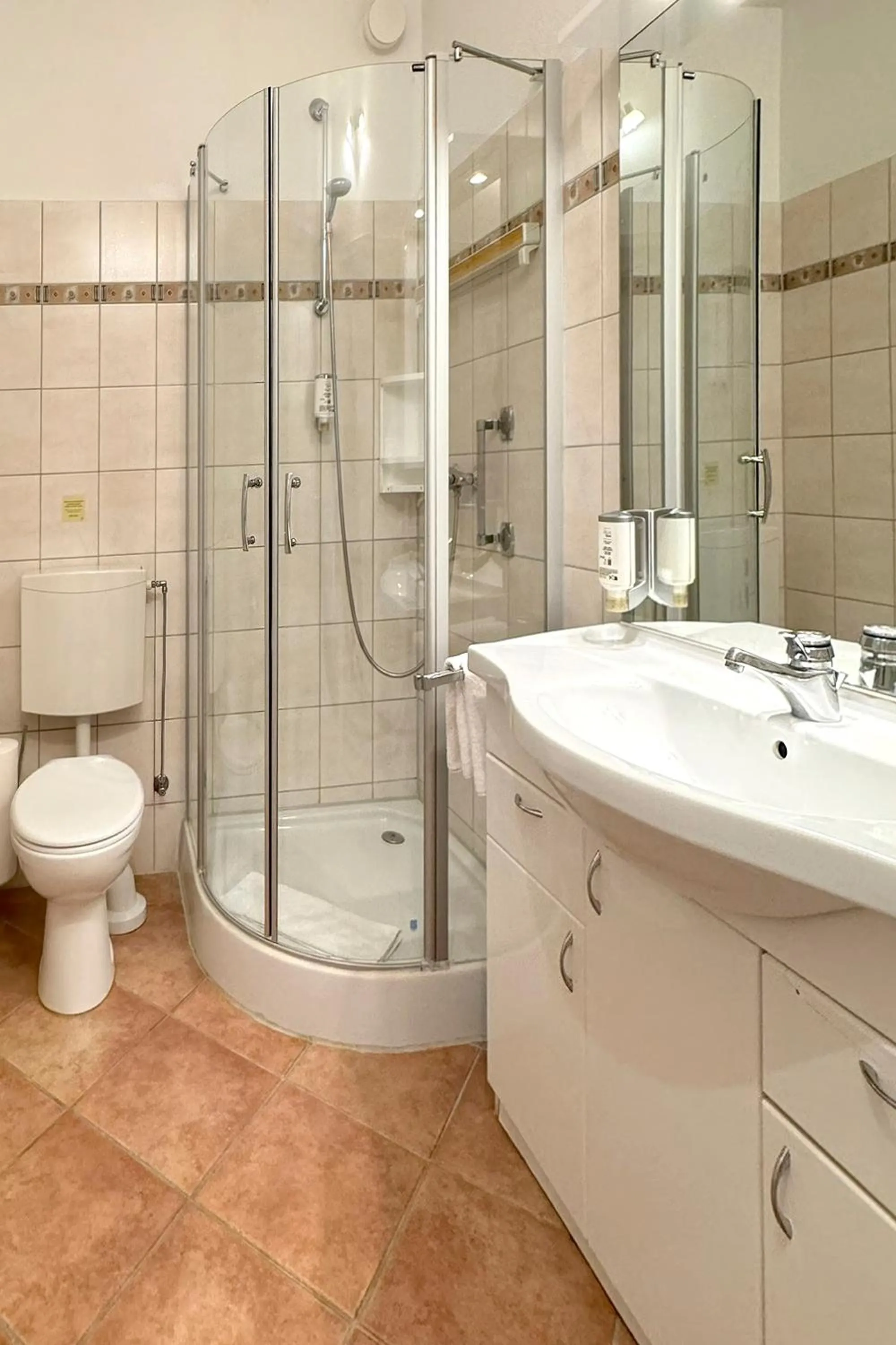 Bathroom in Golf- und Wellnesshotel Amtsheide