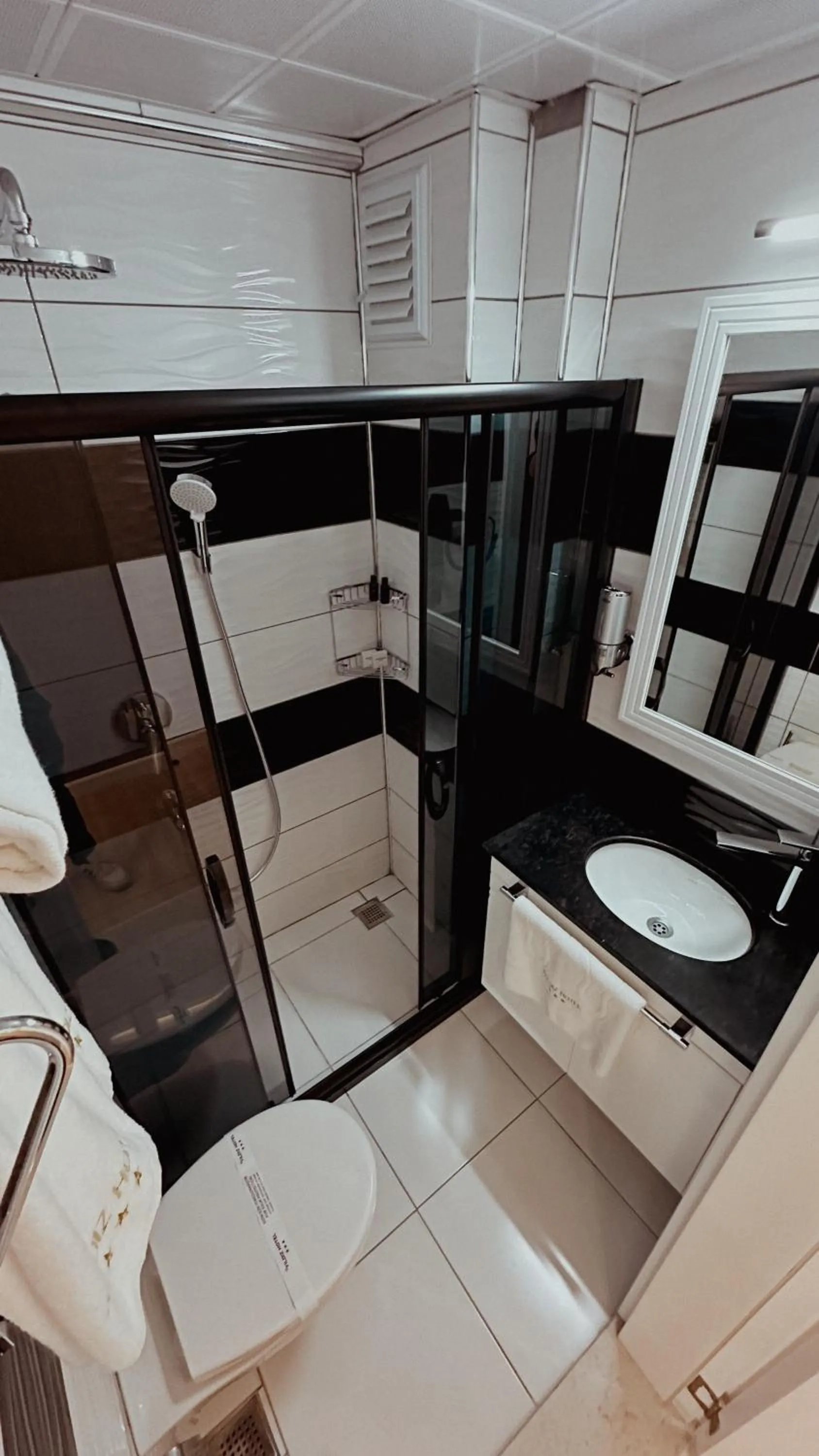 Bathroom in YILDIZ OTEL