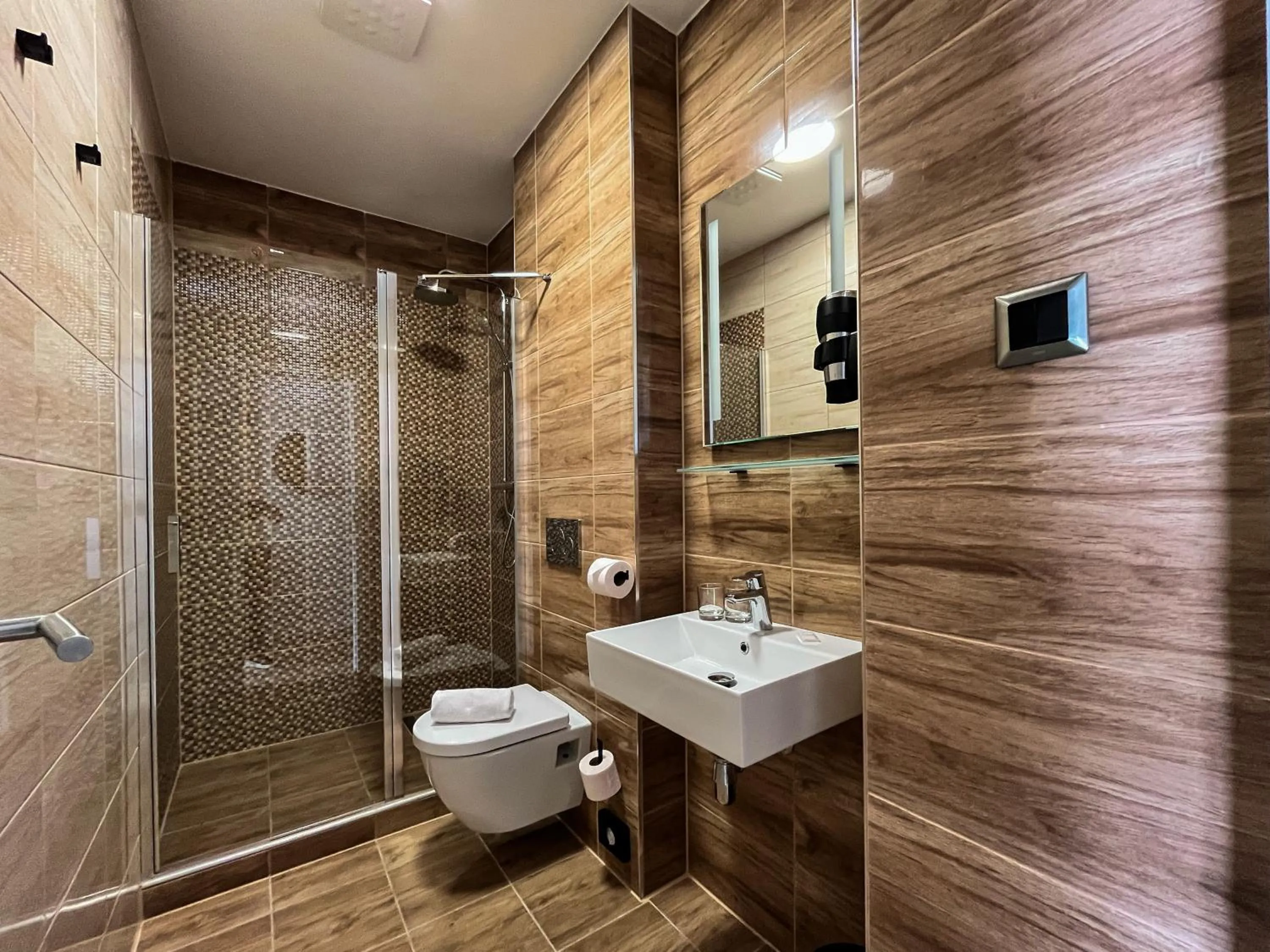 AM HOTEL WELLNESS ****