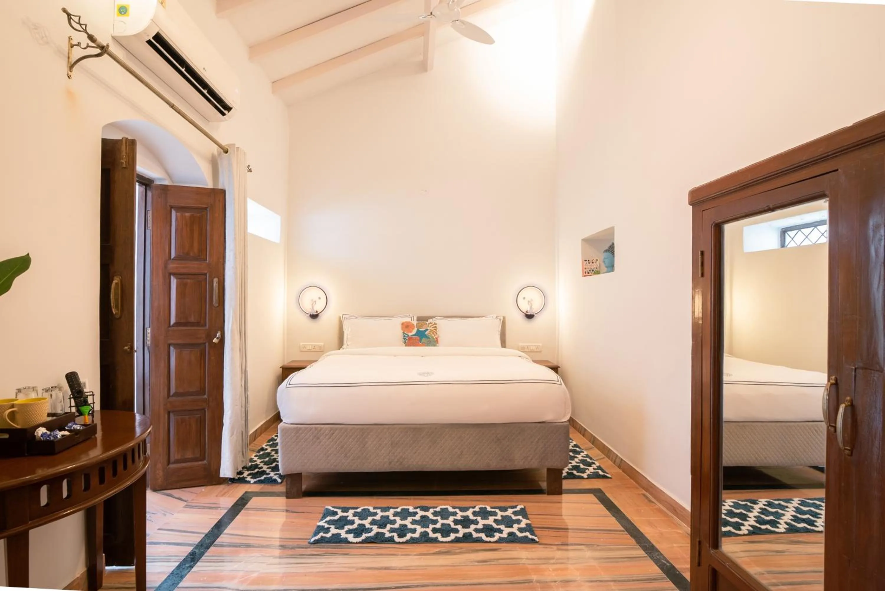 Bed in Sashas Holiday Village