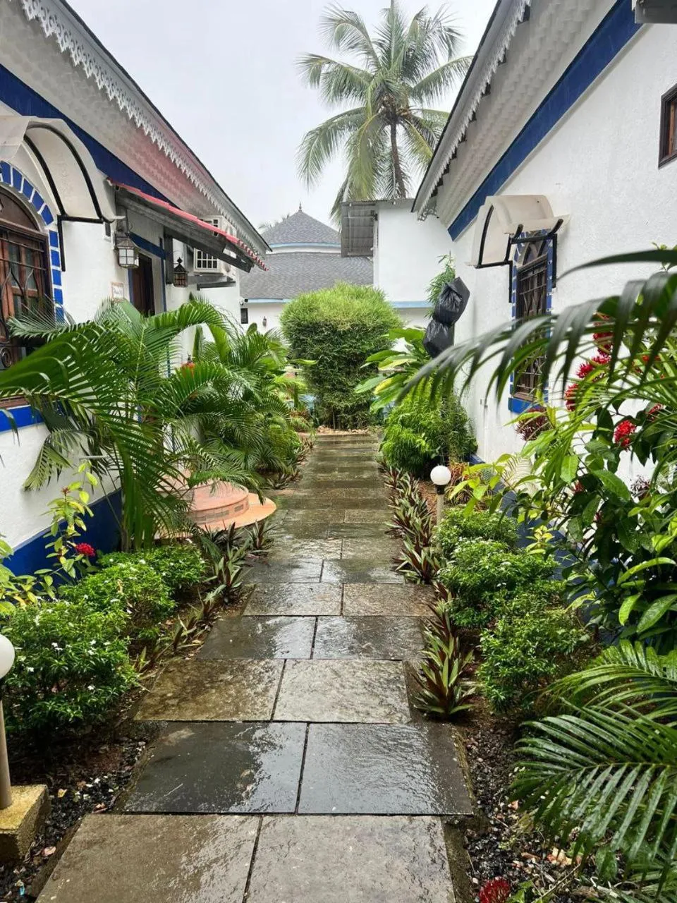 Property building in Sashas Holiday Village