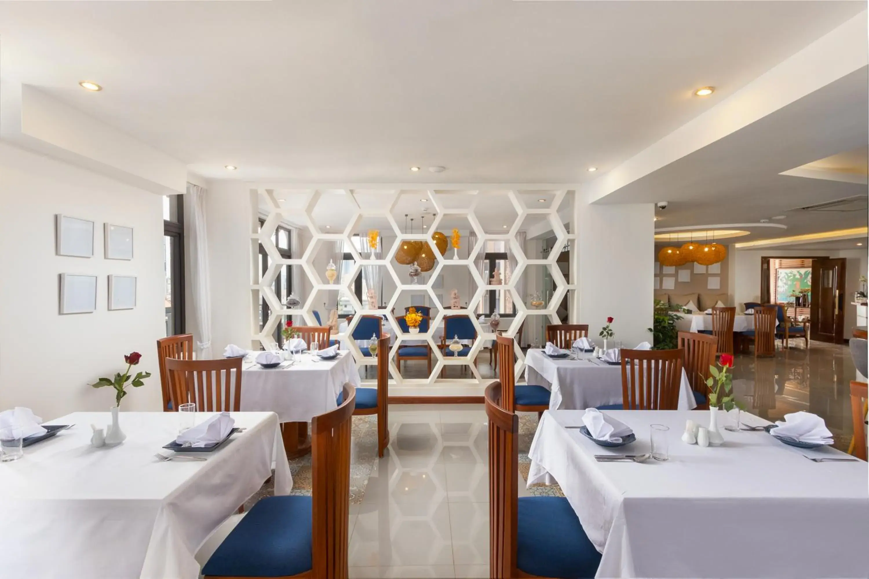 Restaurant/places to eat in Jaya Suites Hotel Restaurant/places to eat in Jaya Suites Hotel