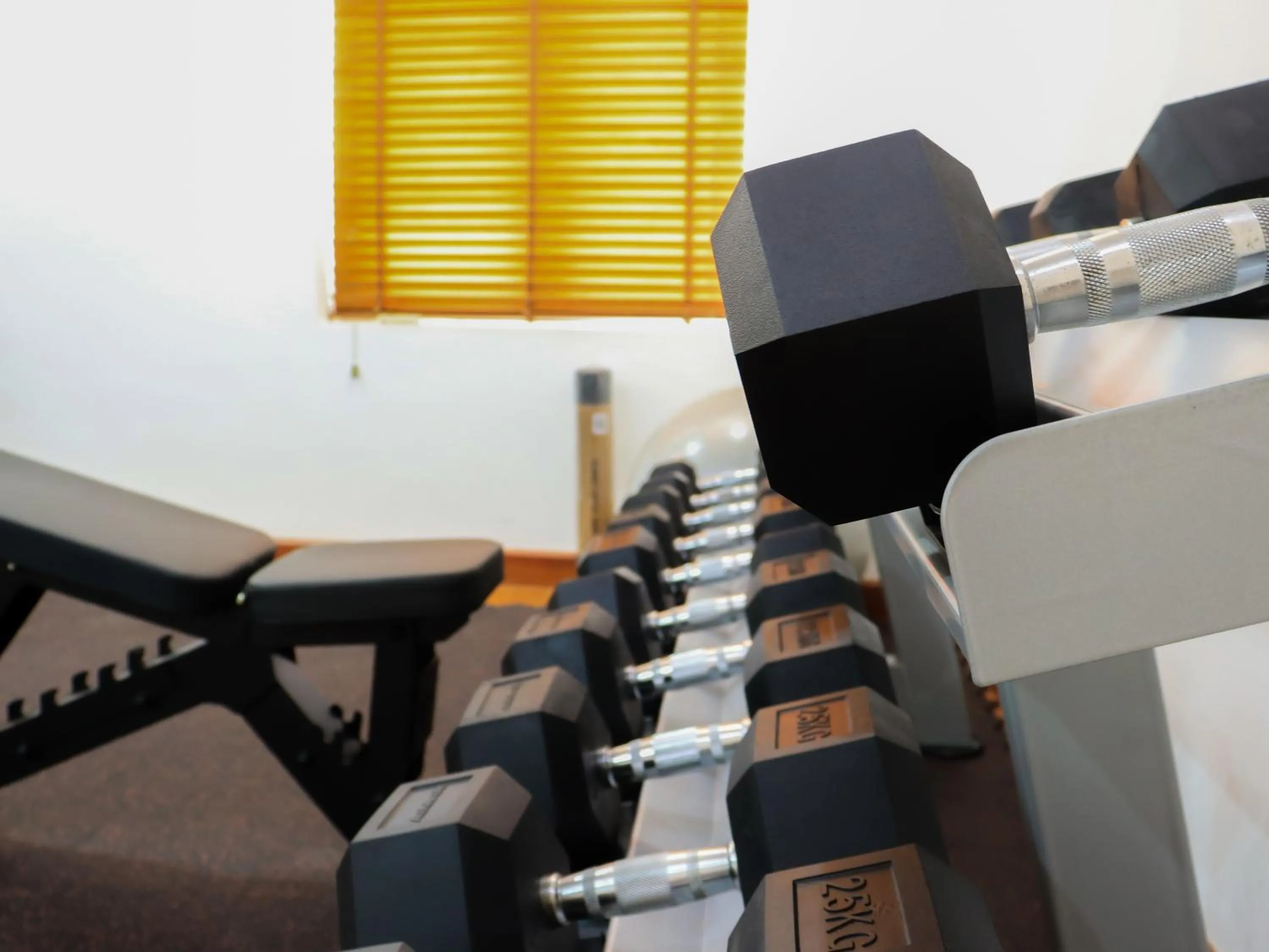 Fitness centre/facilities in Jaya Suites Hotel