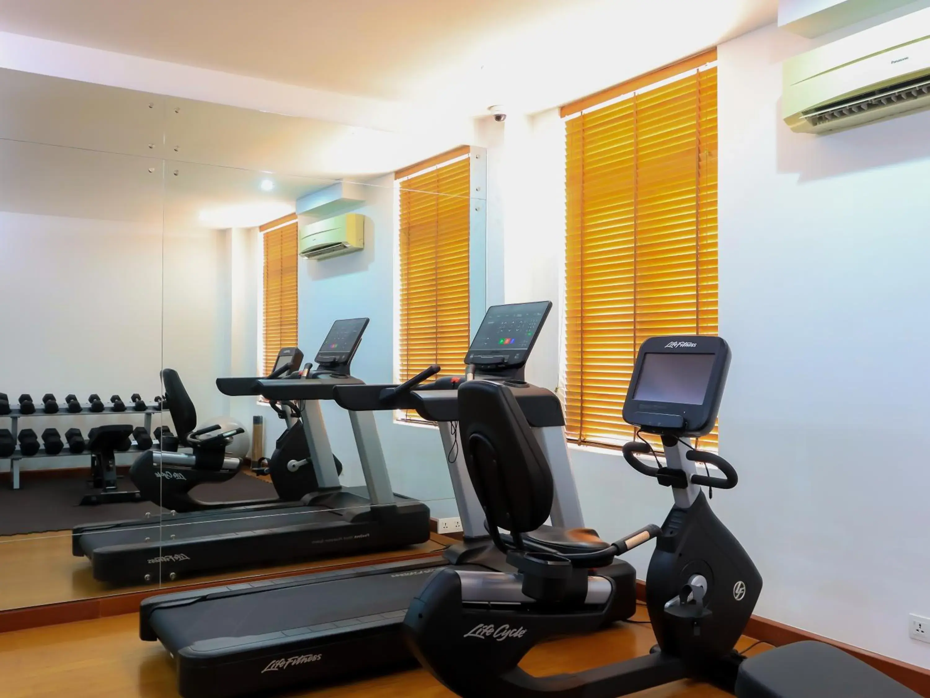 Fitness centre/facilities in Jaya Suites Hotel Fitness centre/facilities in Jaya Suites Hotel