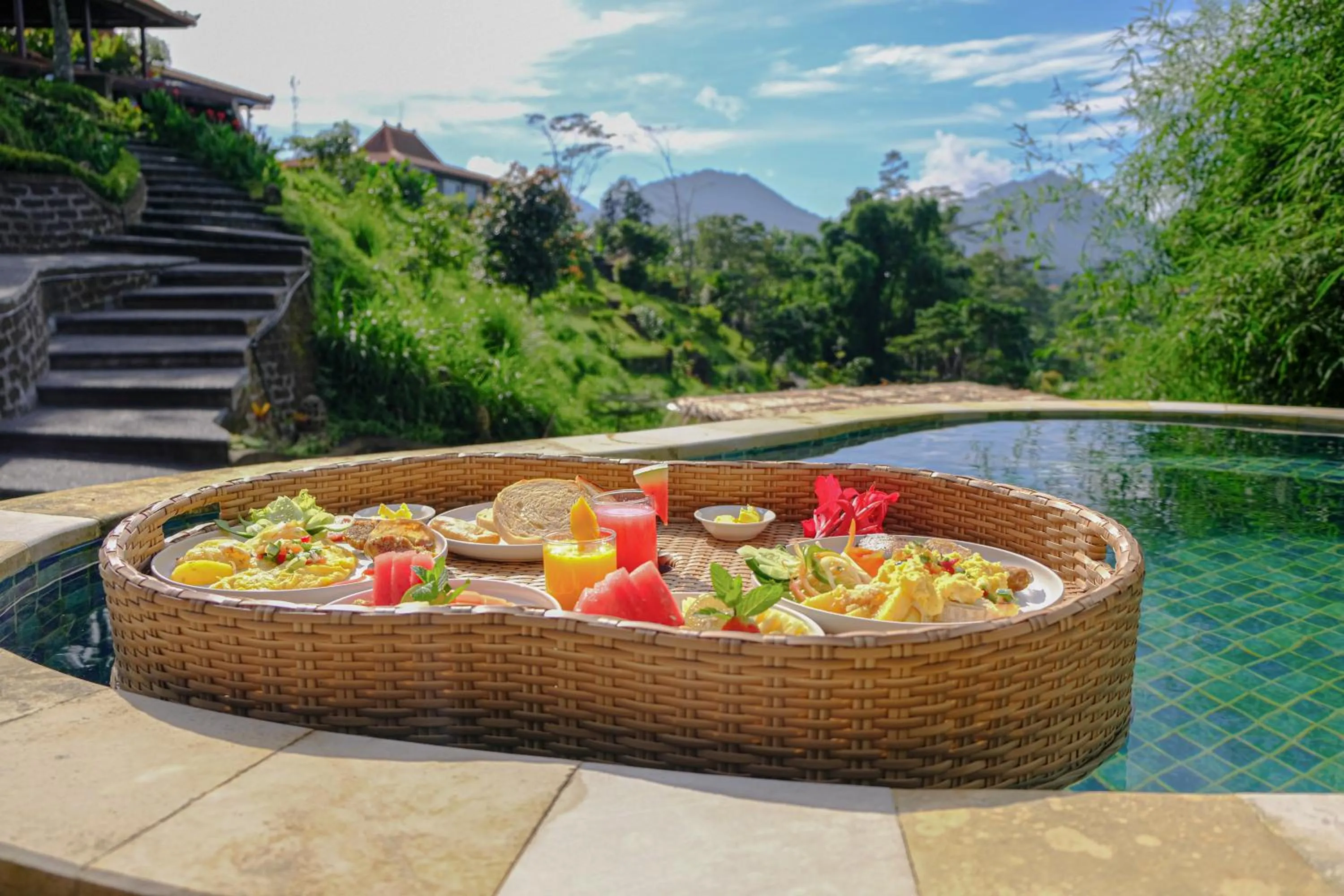 Breakfast in Munduk Tentrem Resort