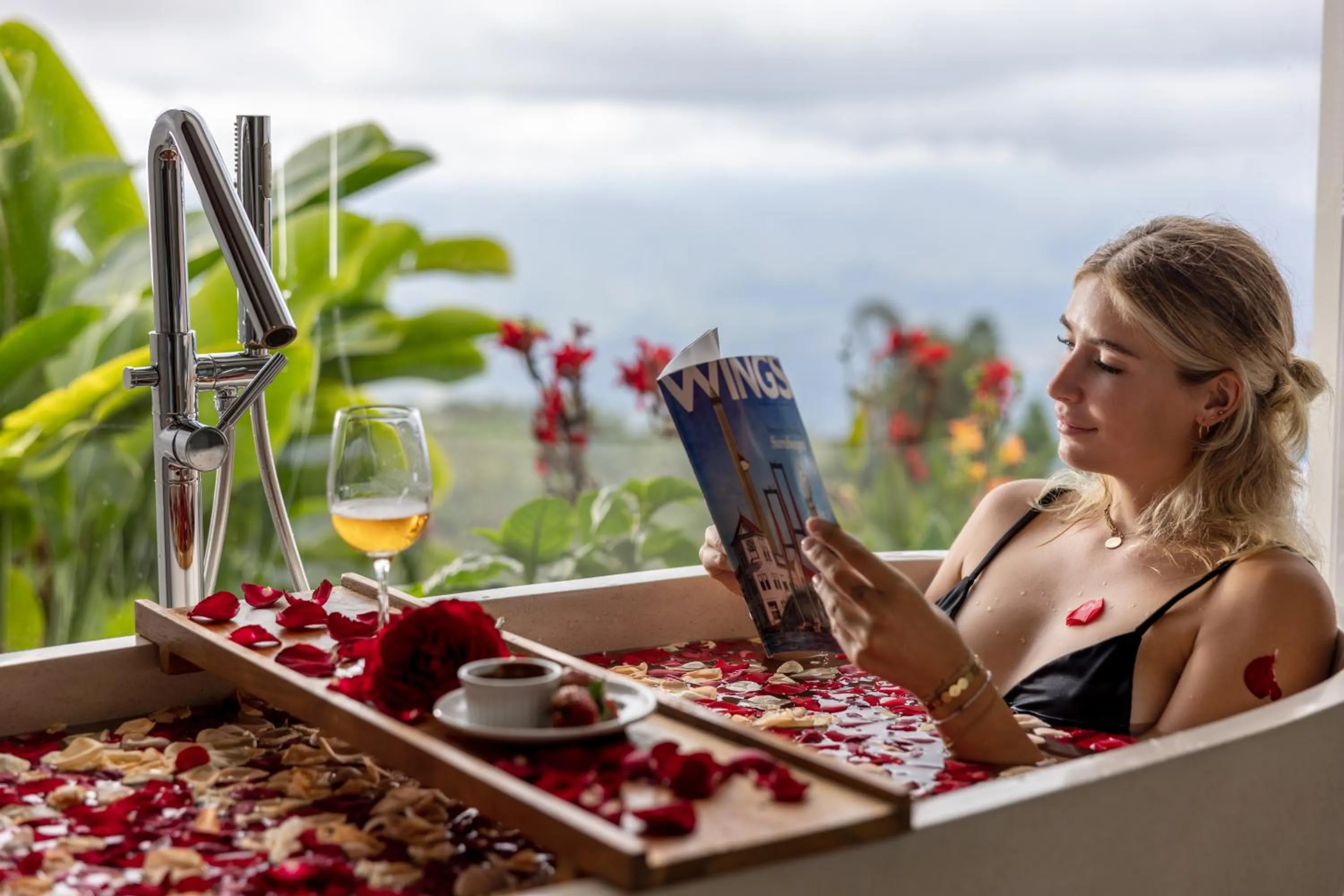 Bath in Munduk Tentrem Resort