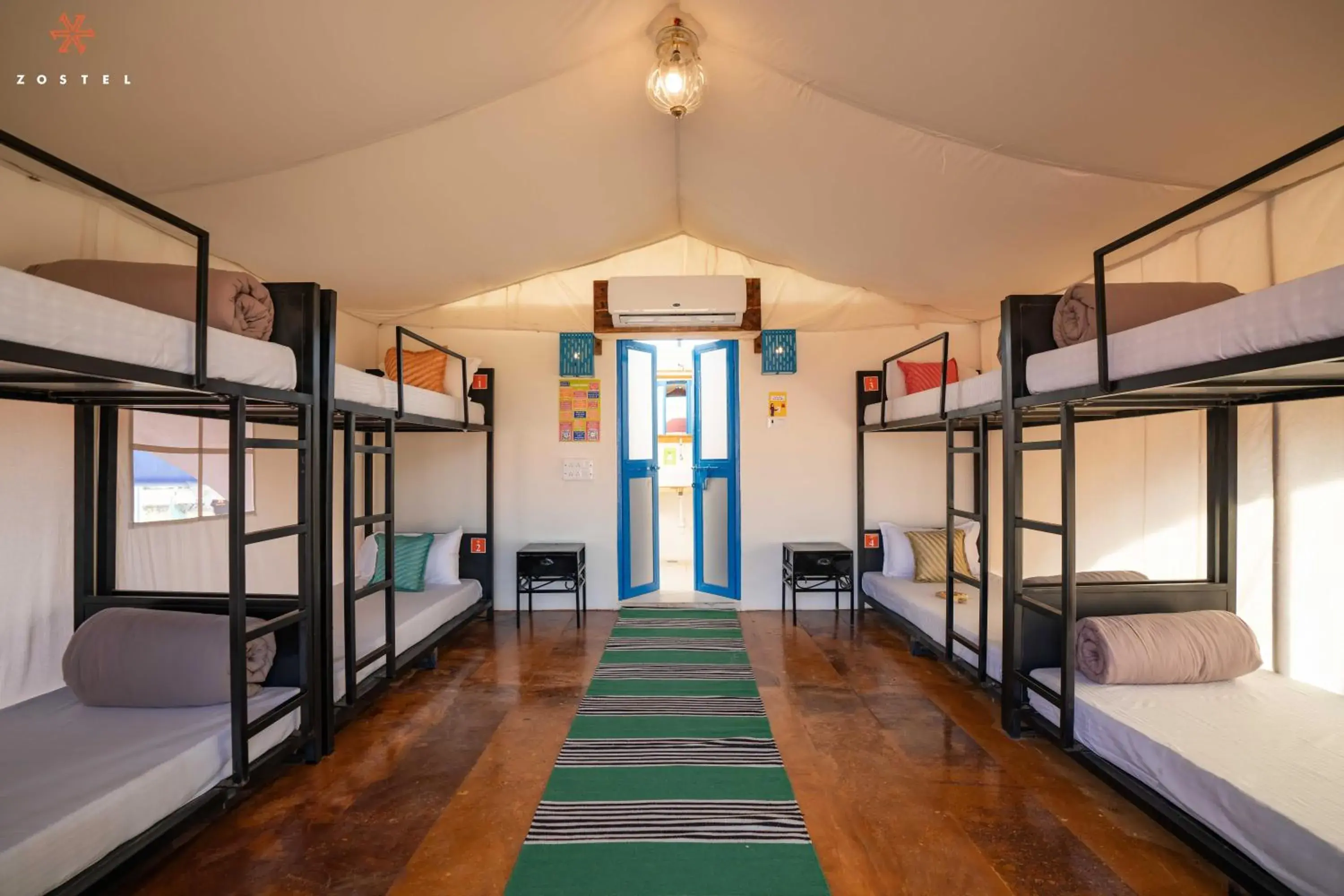 Bed in Zostel Sam Desert (Jaisalmer) Bed in Zostel Sam Desert (Jaisalmer)