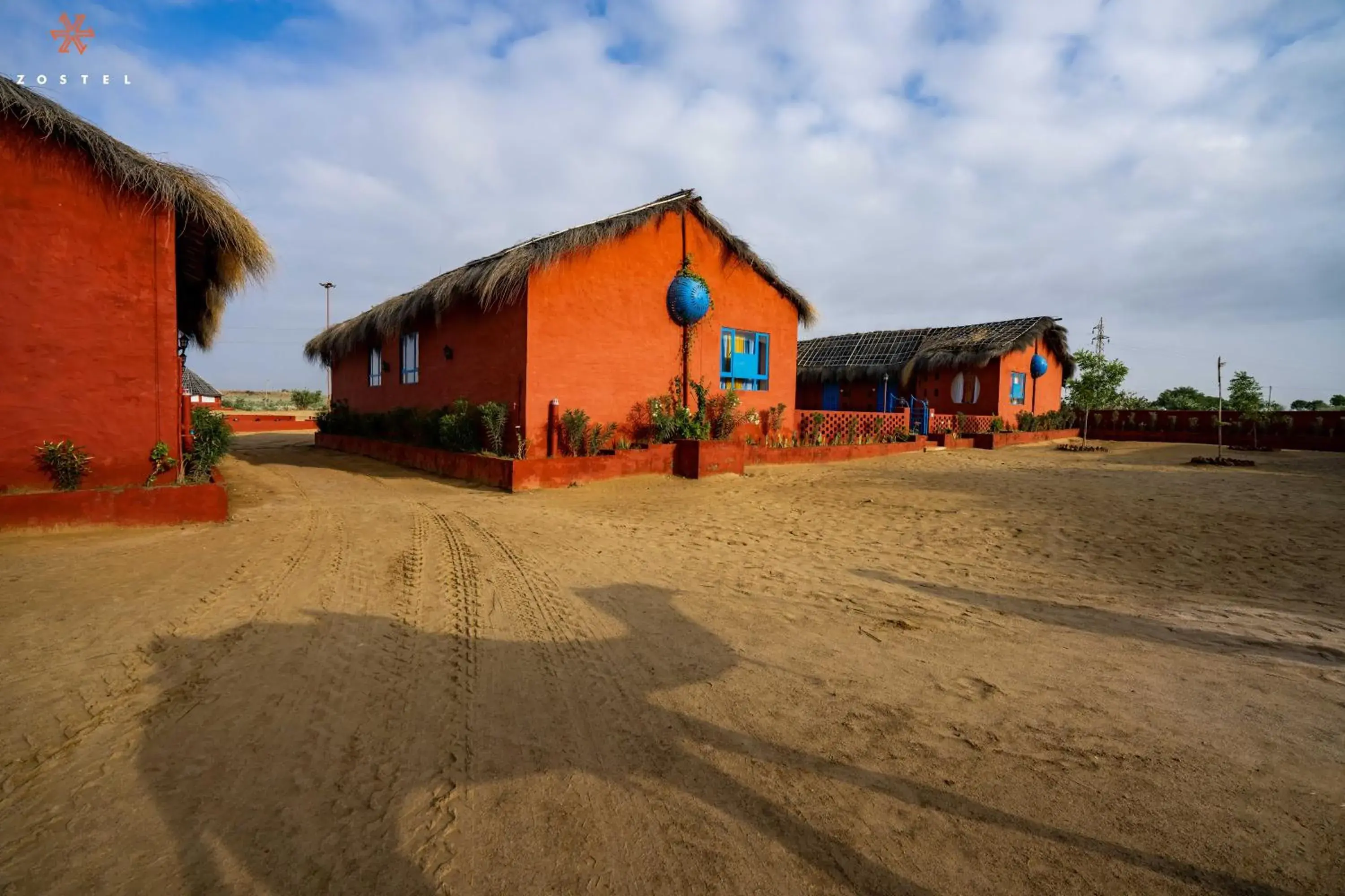 Property building in Zostel Sam Desert (Jaisalmer) Property building in Zostel Sam Desert (Jaisalmer)
