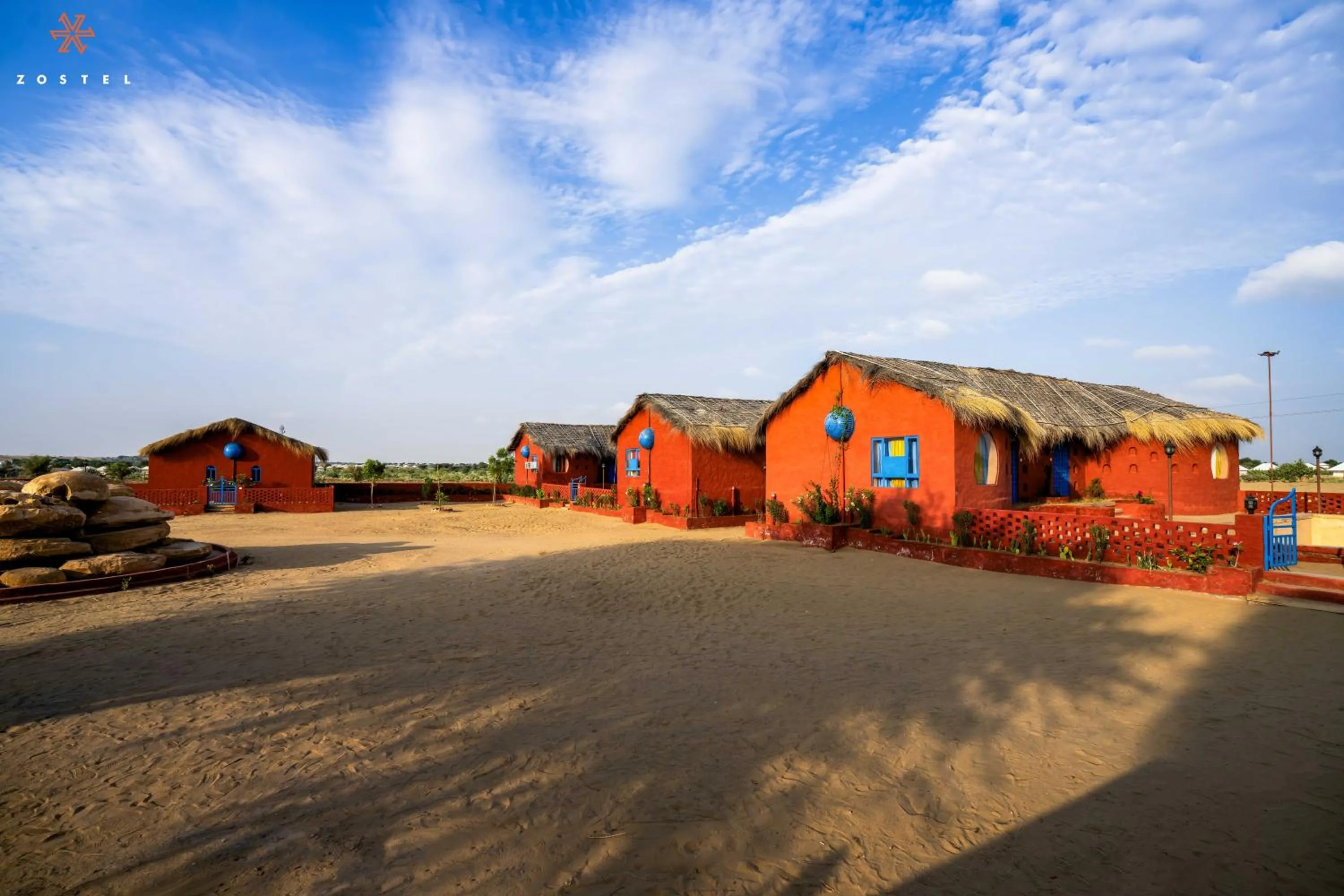 Facade/entrance in Zostel Sam Desert (Jaisalmer)