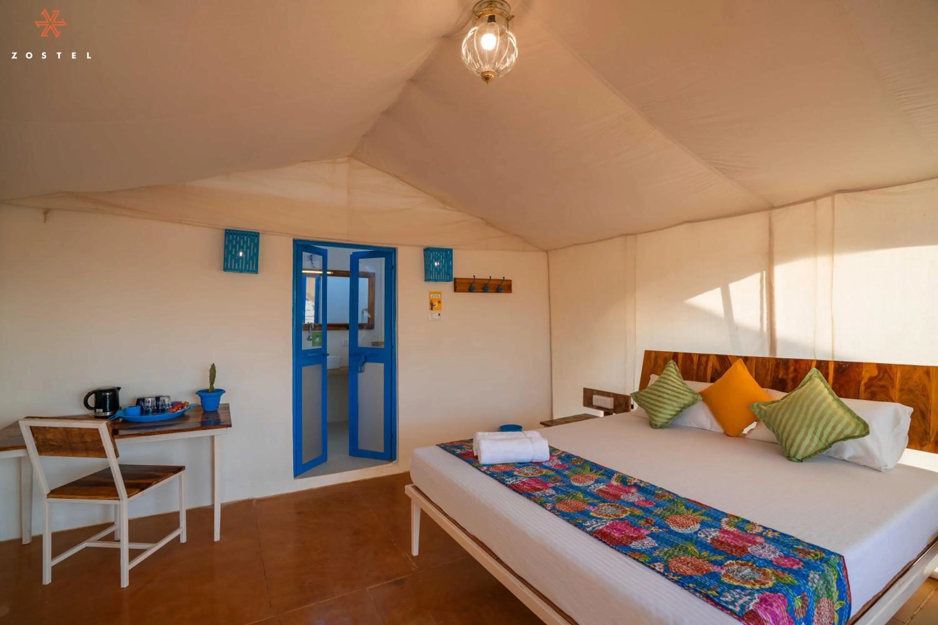 Photo of the whole room, Bed in Zostel Sam Desert (Jaisalmer)