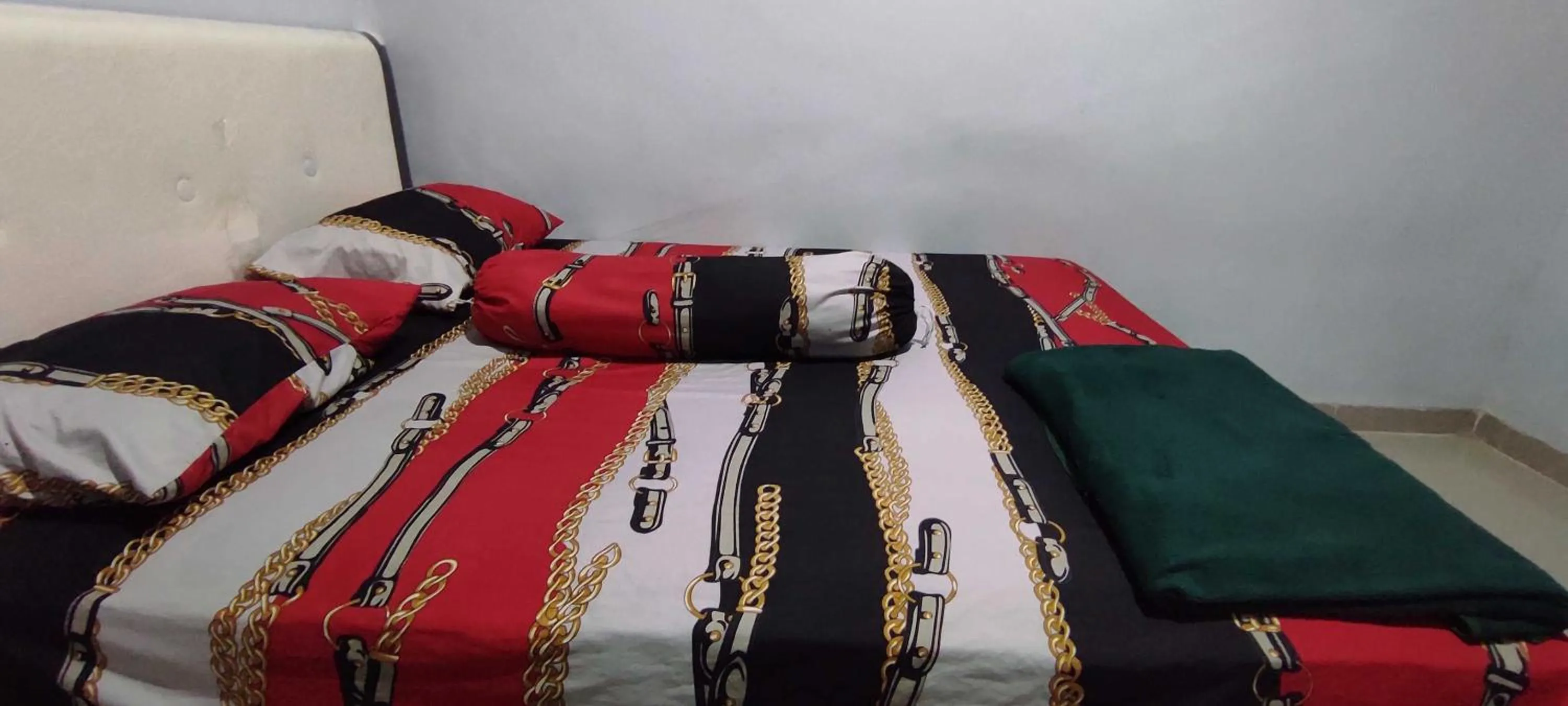 Bedroom, Bed in Hotel O Penginapan Noval