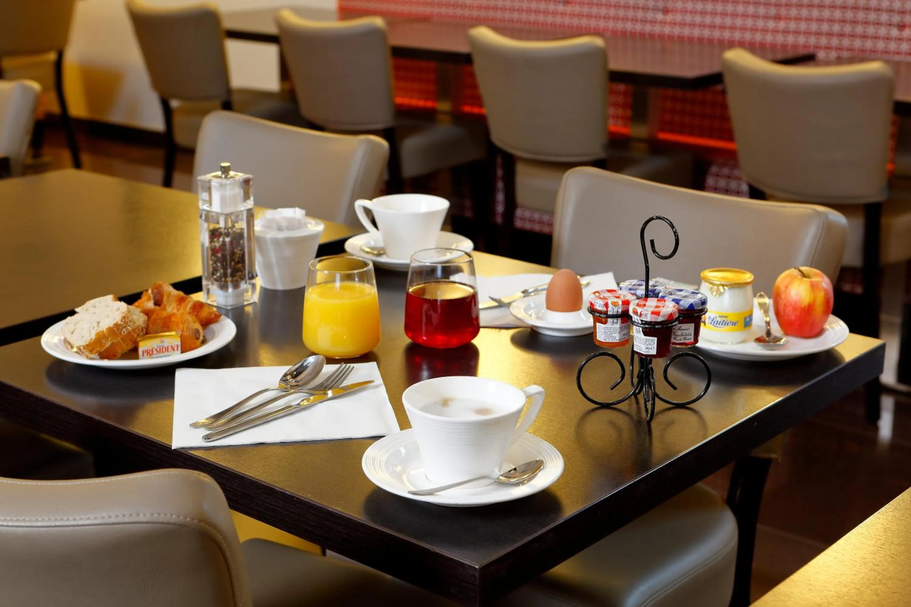 Restaurant/places to eat in Hôtel Les Herbes Folles