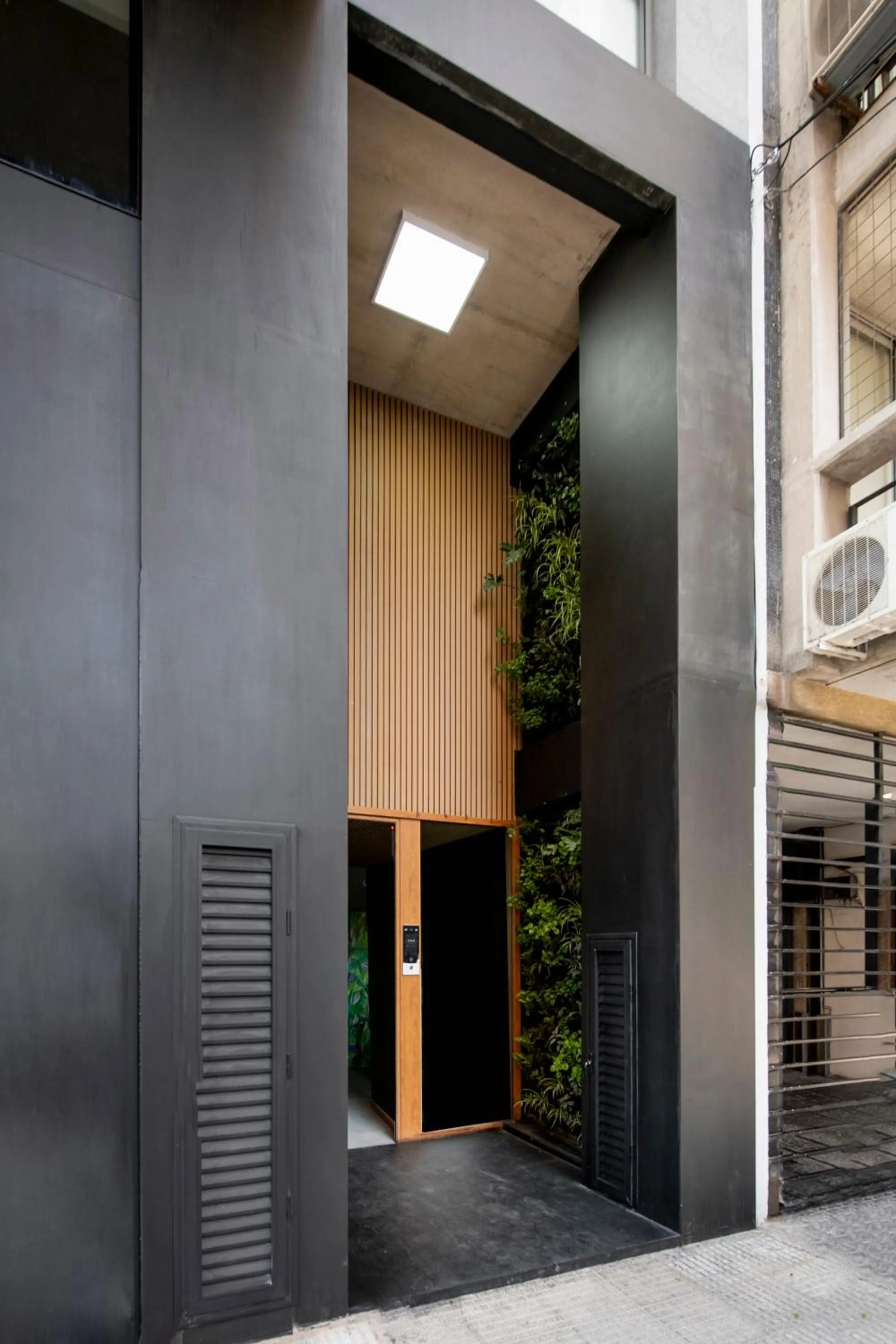 Property building in Top Rentals Deheza