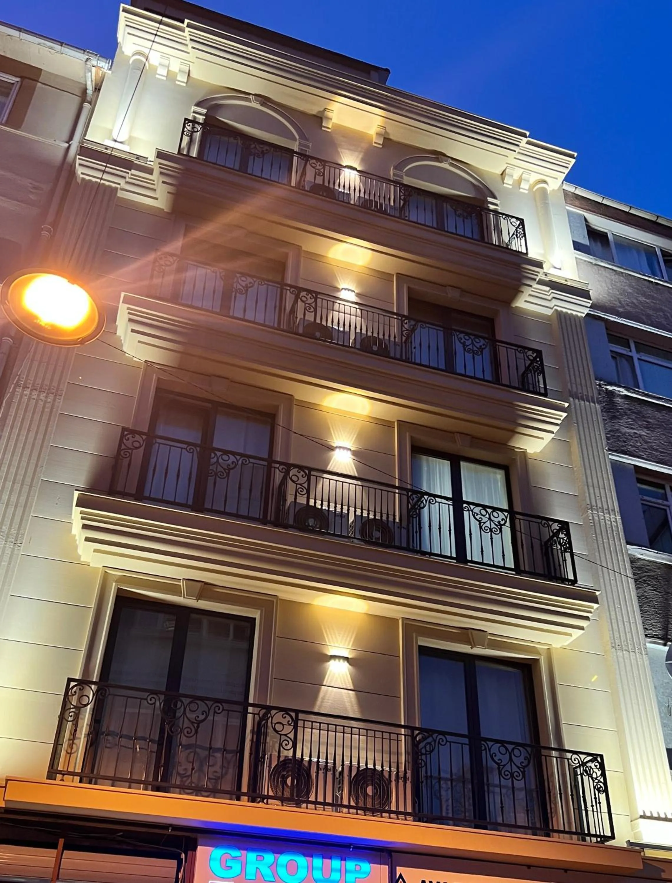 Property building in Golden Stoneluxe İstanbul Hotel