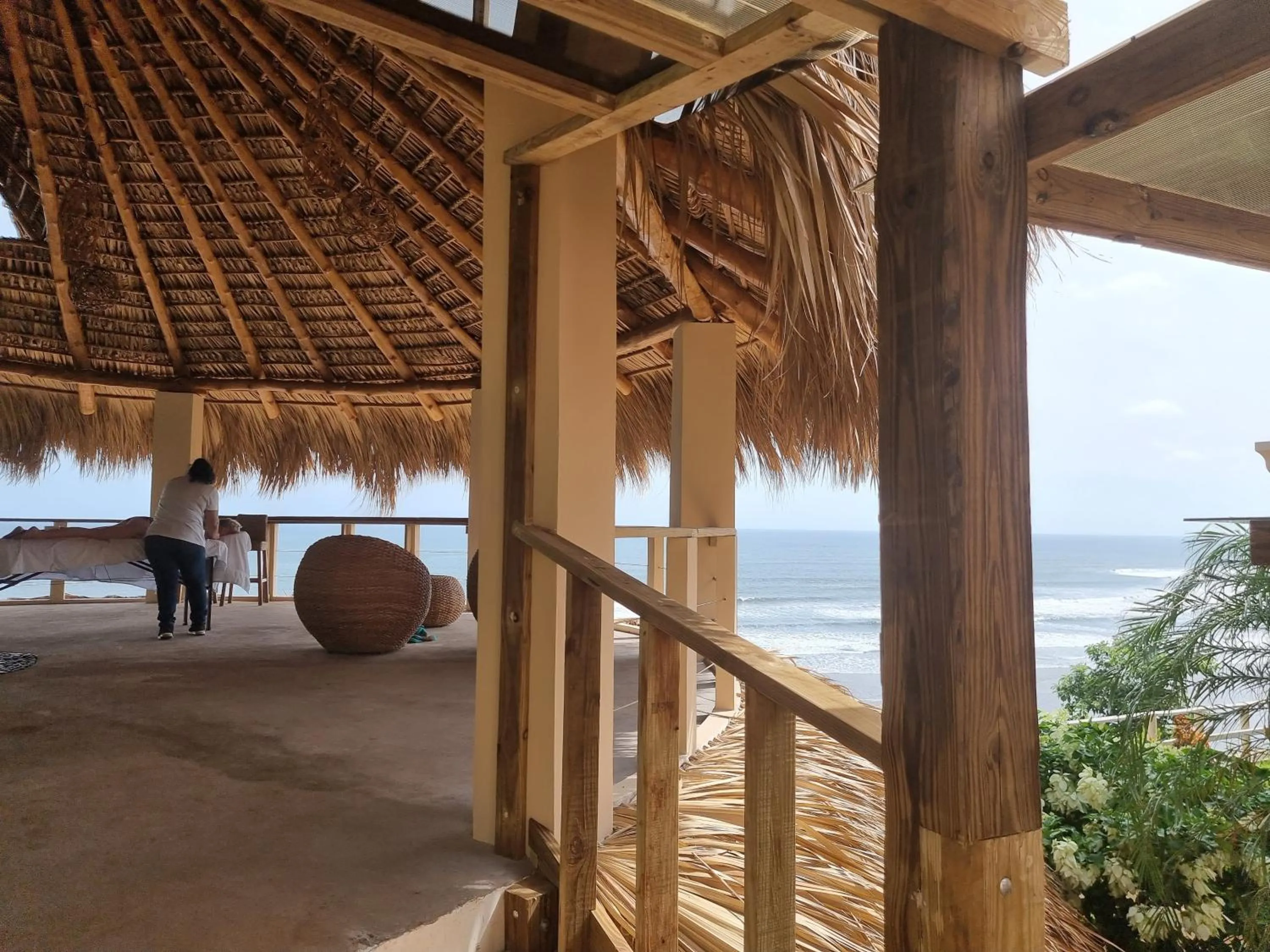 Massage in Hotel Los Mangos El Salvador