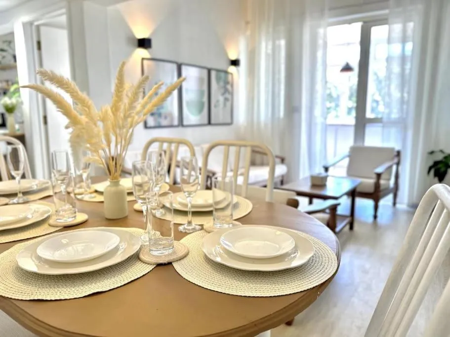 Living room in 3 Bedroom Beachside apartment - 30 Secs from beach
