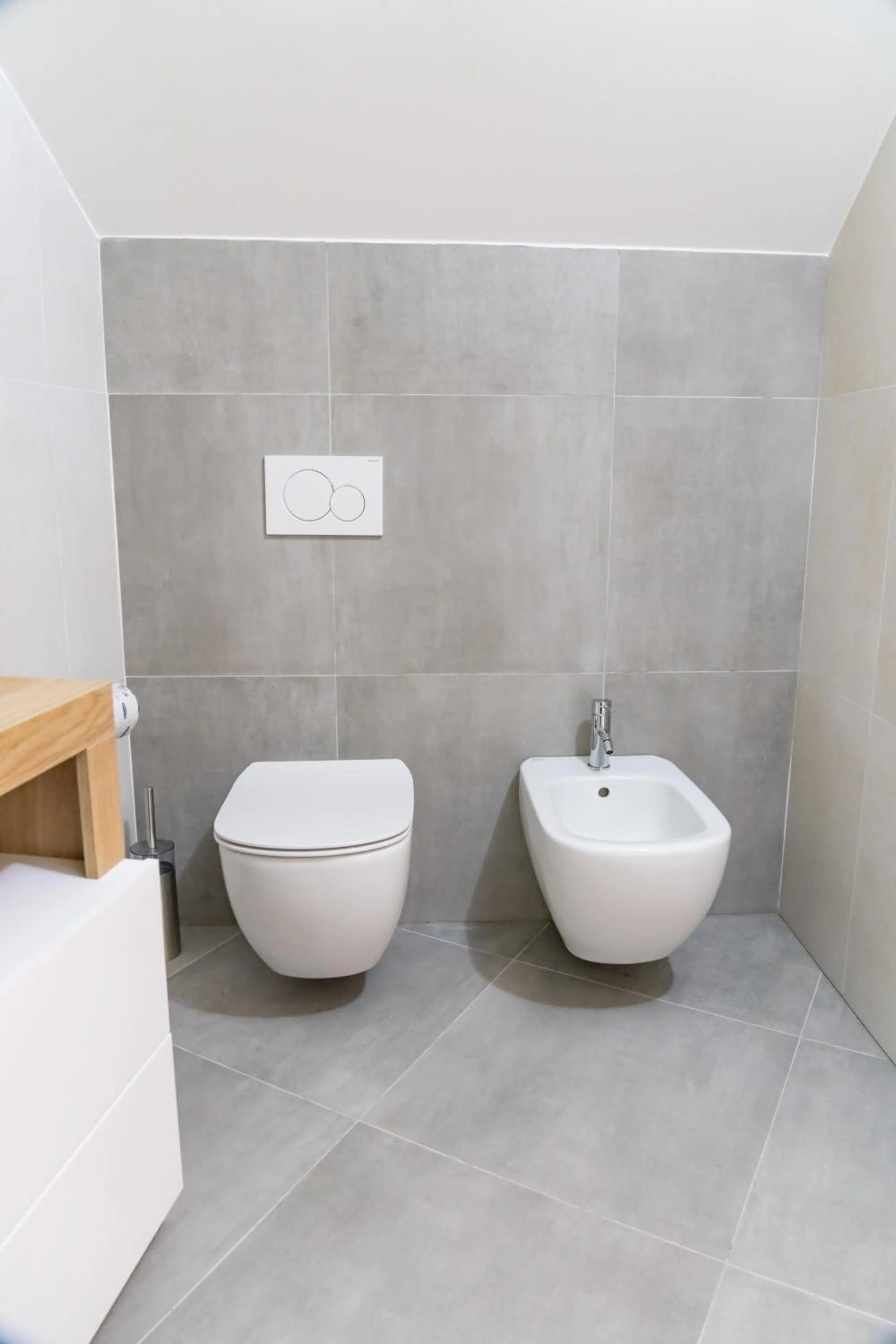 Toilet in Villa San Carlo