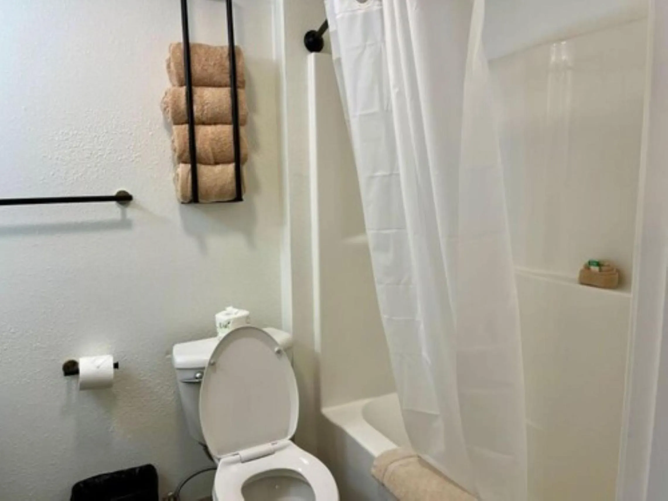 Bathroom in Alhonna Resort