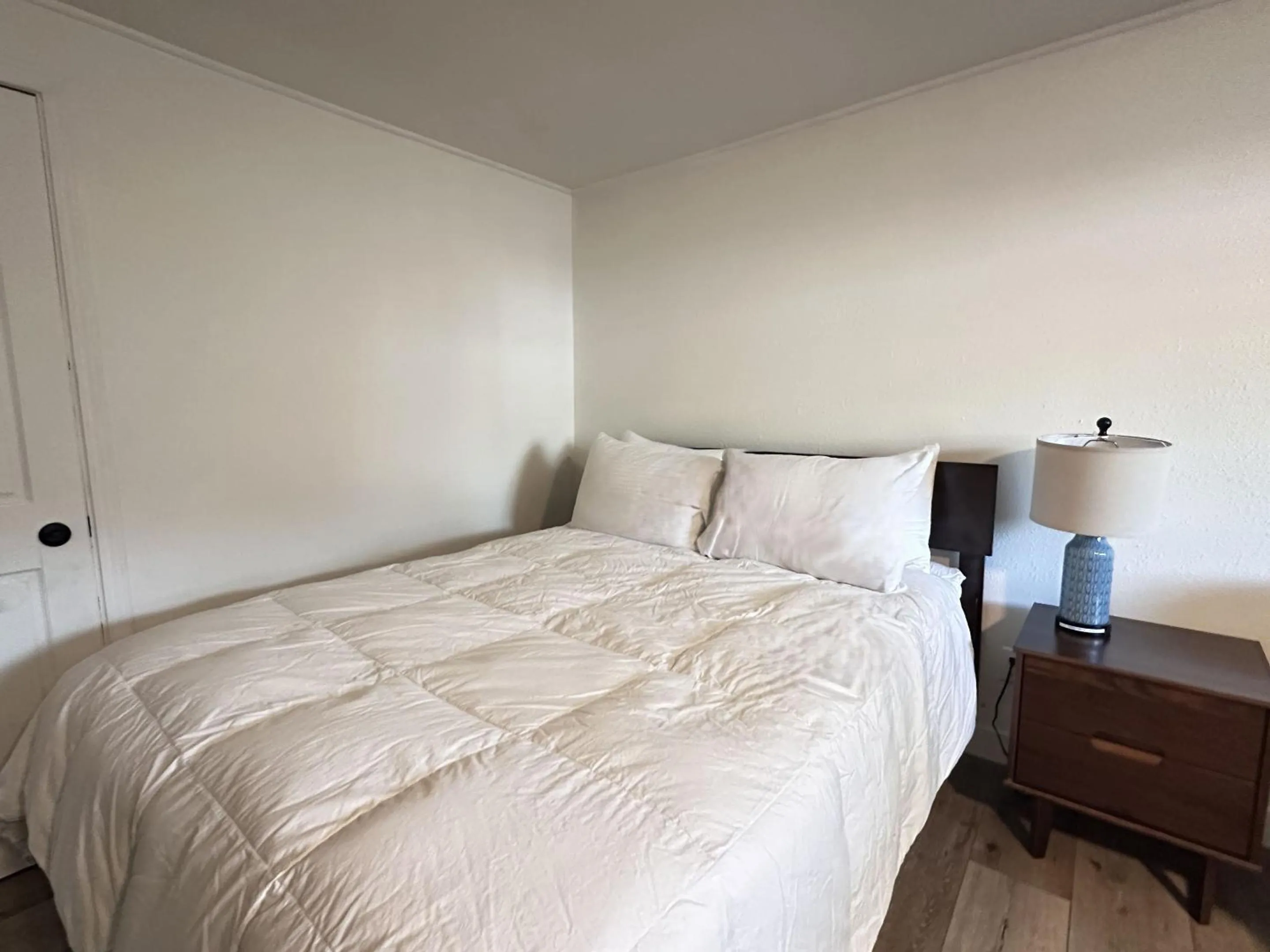 Bed in Alhonna Resort