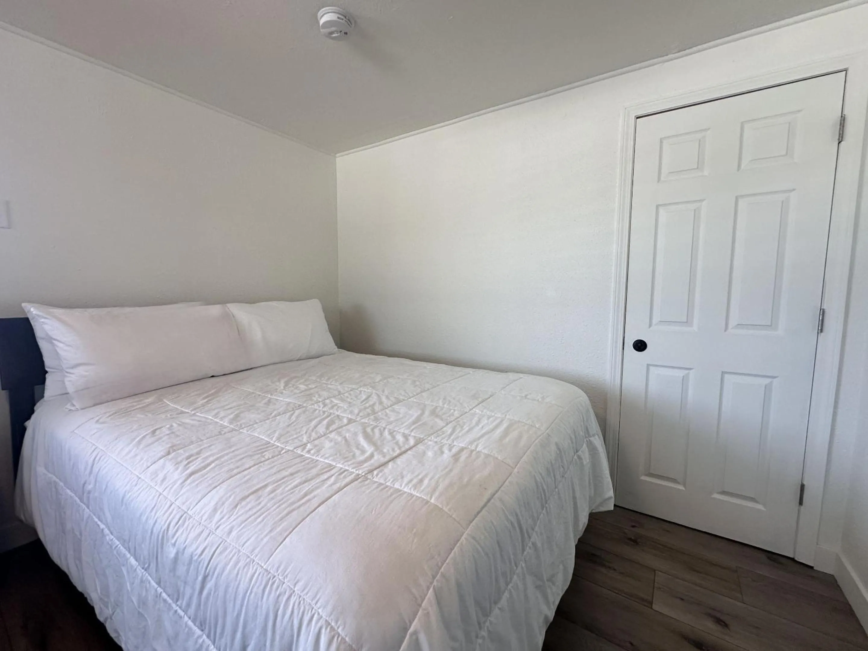 Bed in Alhonna Resort