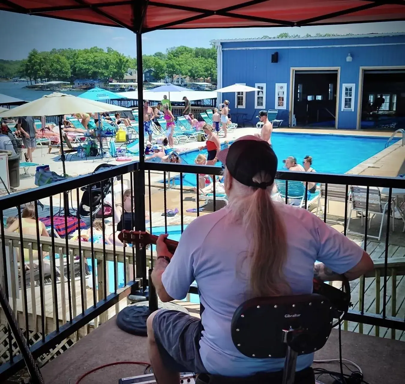 Swimming pool in Alhonna Resort Swimming pool in Alhonna Resort