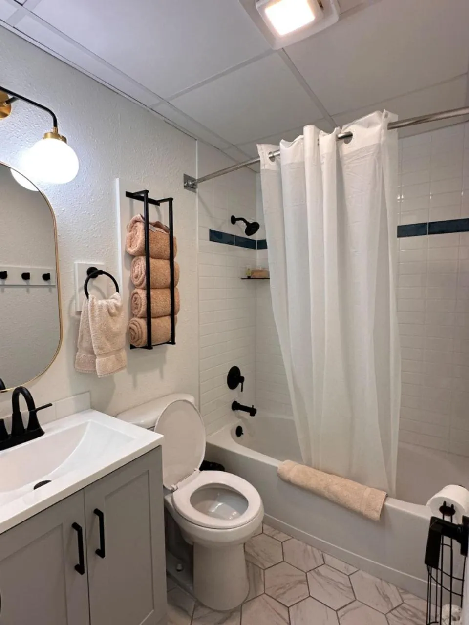 Bathroom in Alhonna Resort