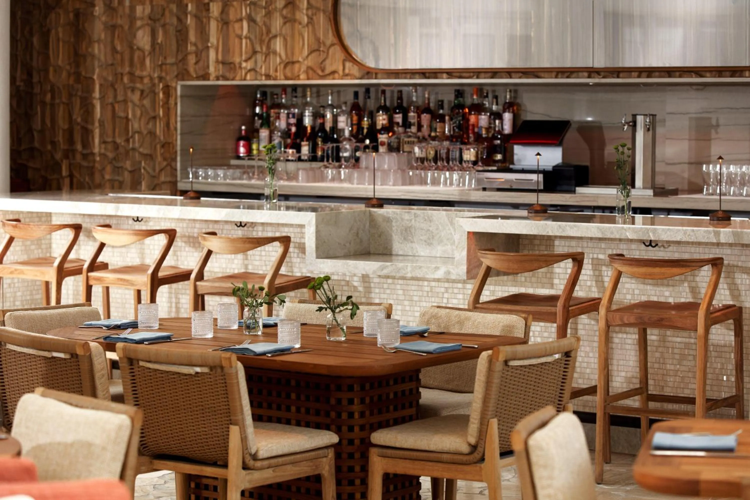 Restaurant/places to eat in Andaz Miami Beach Resort & Spa