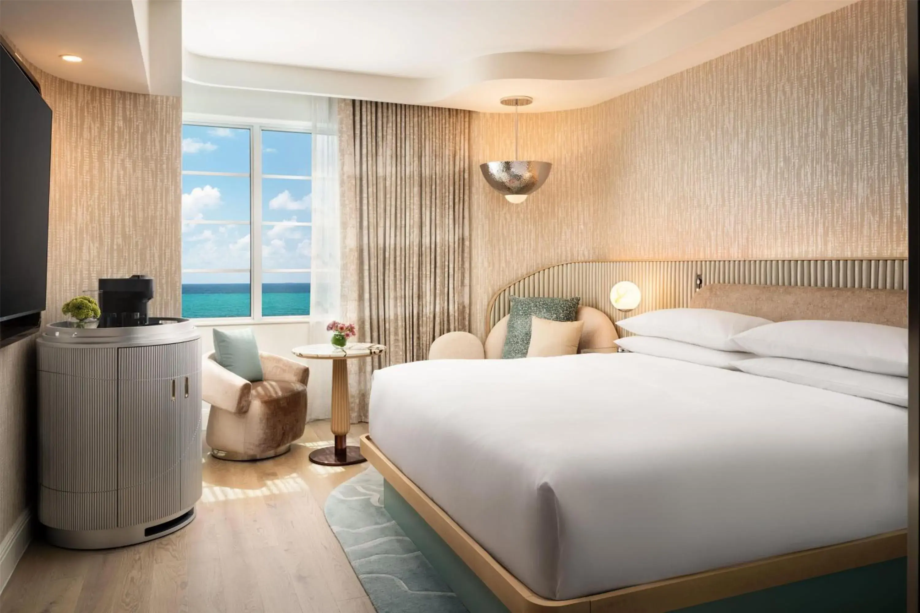 Photo of the whole room, Bed in Andaz Miami Beach, By Hyatt Photo of the whole room, Bed in Andaz Miami Beach, By Hyatt