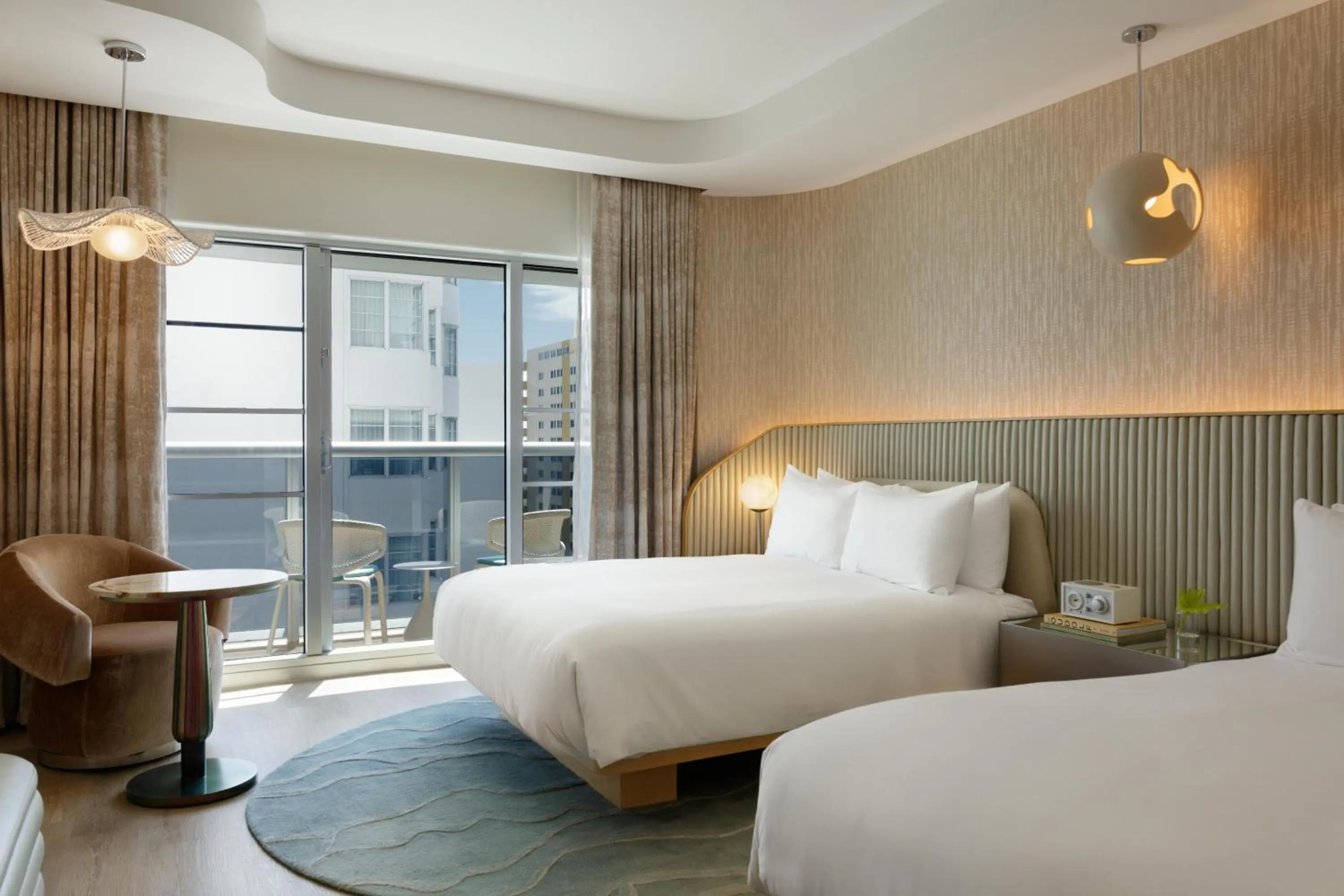 Bedroom, Bed in Andaz Miami Beach Resort & Spa