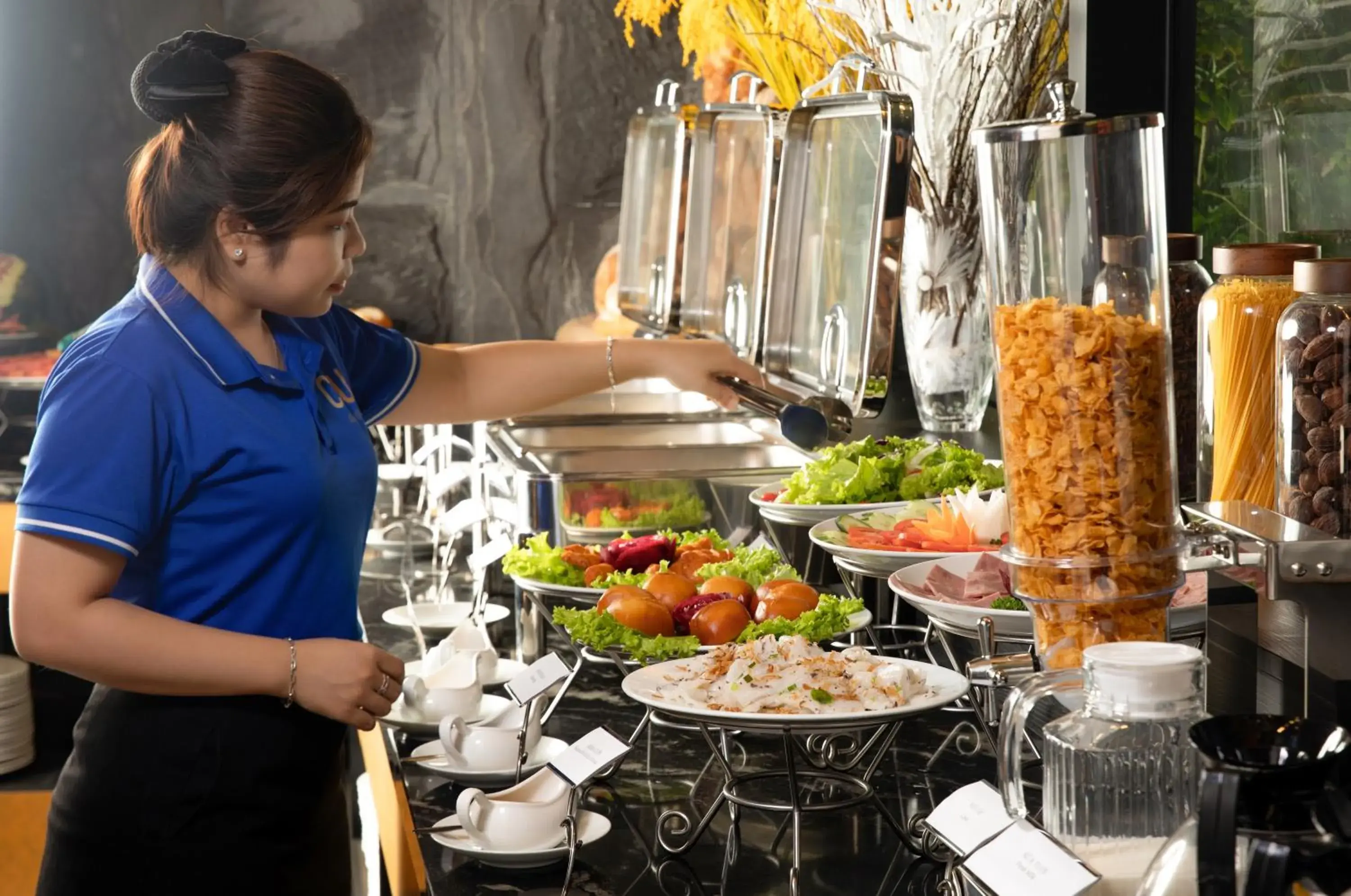 Restaurant/places to eat in Taiyo Hotel & Apartment Restaurant/places to eat in Taiyo Hotel & Apartment