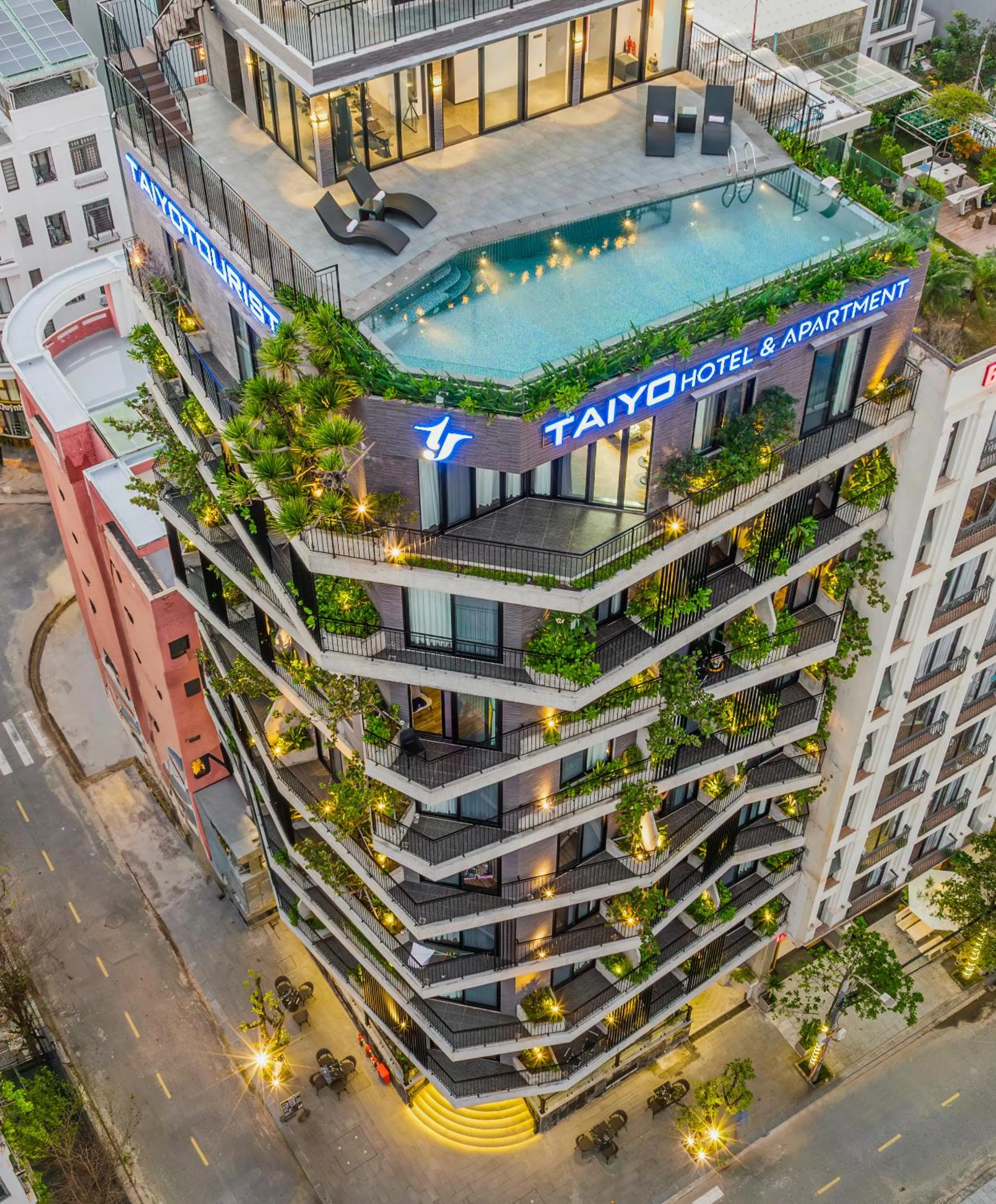 Property building in Taiyo Hotel & Apartment