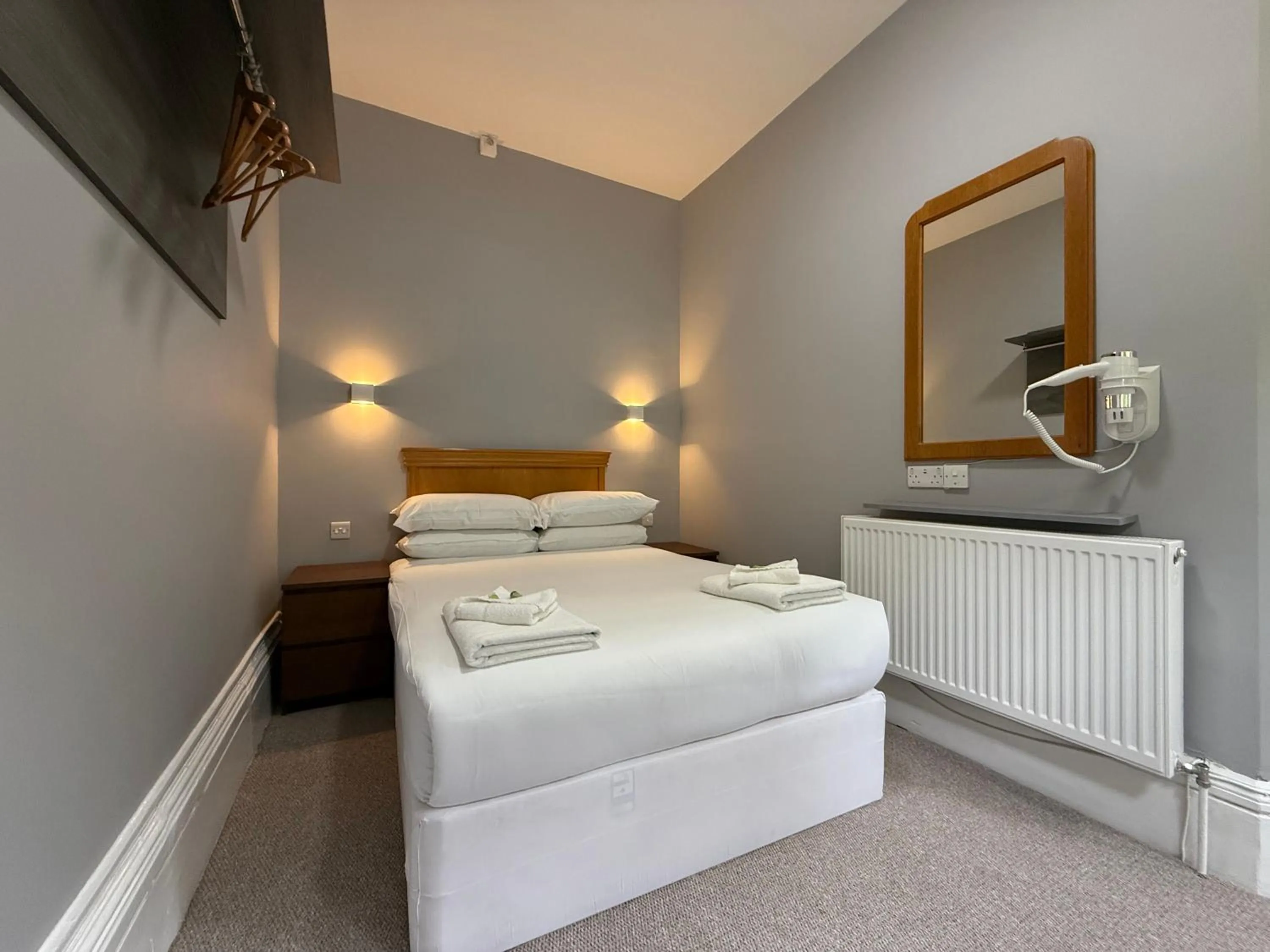 Bed in Preston Park Hotel