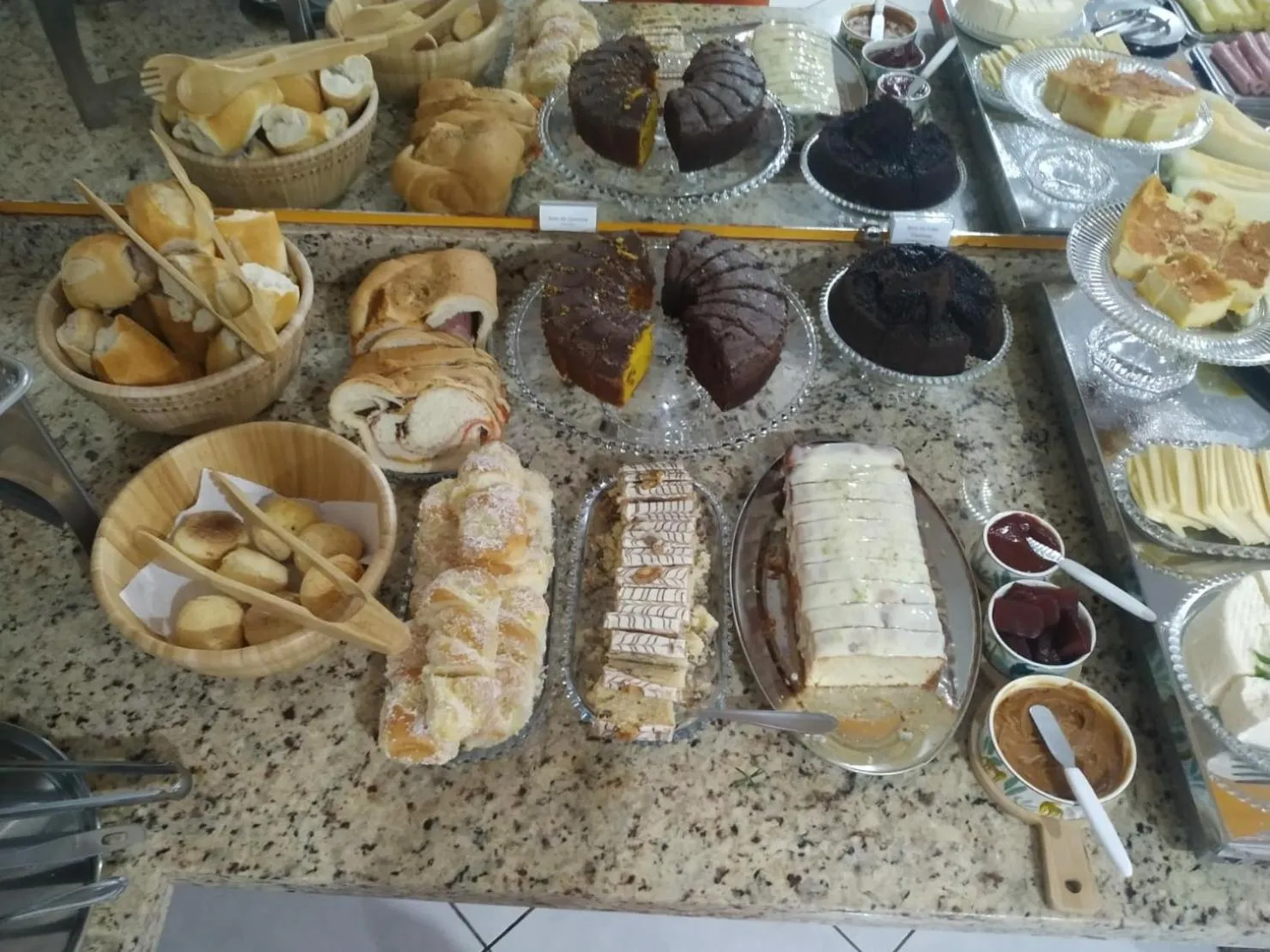 Food and drinks in Hotel Barril