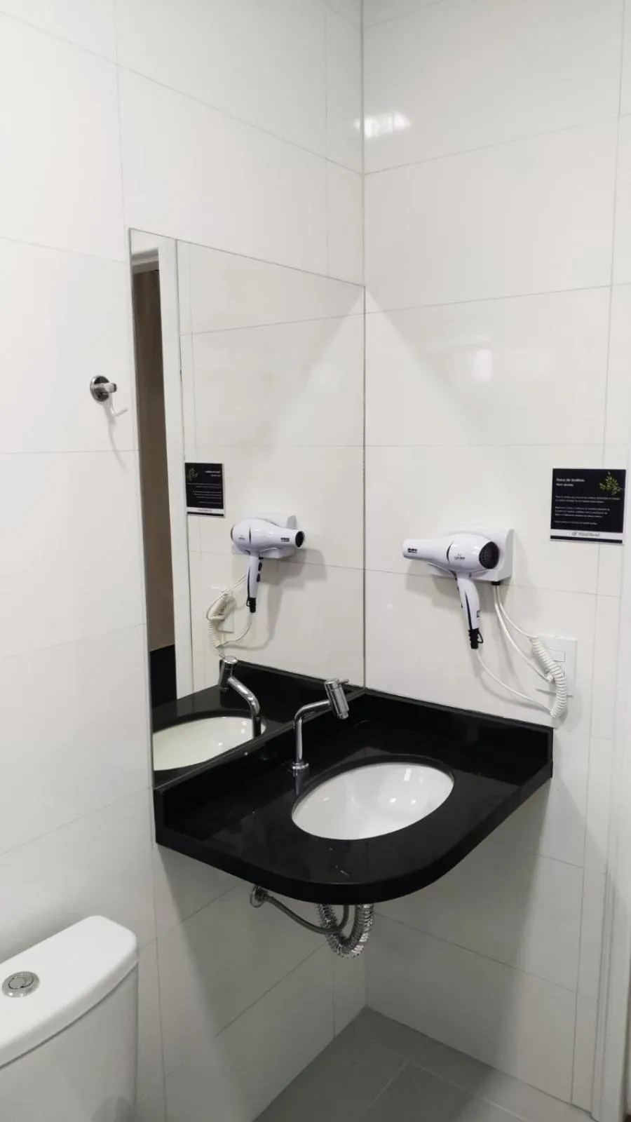 Bathroom in Hotel Barril