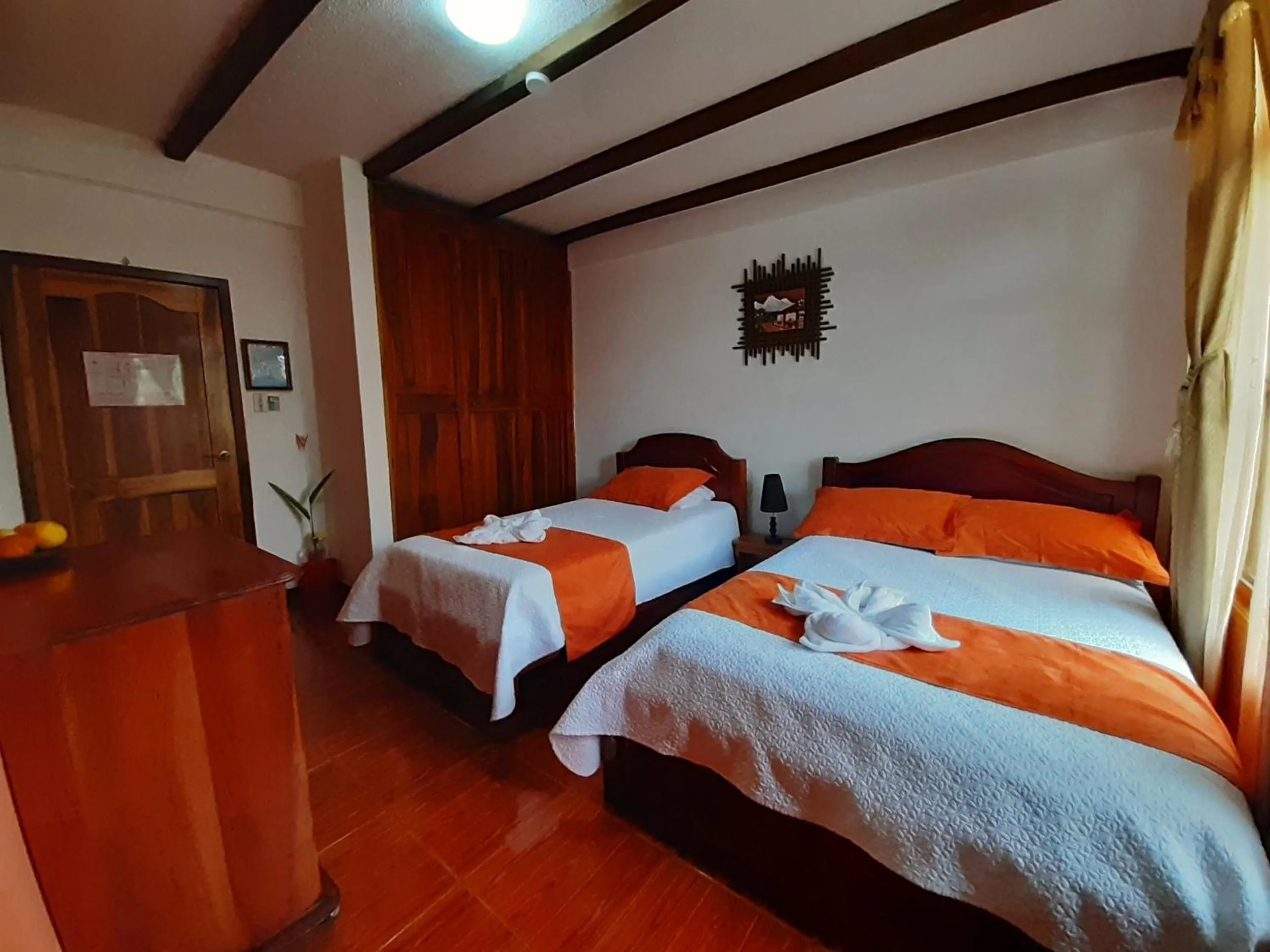 Bed in Suymar Ecolodge Galapagos