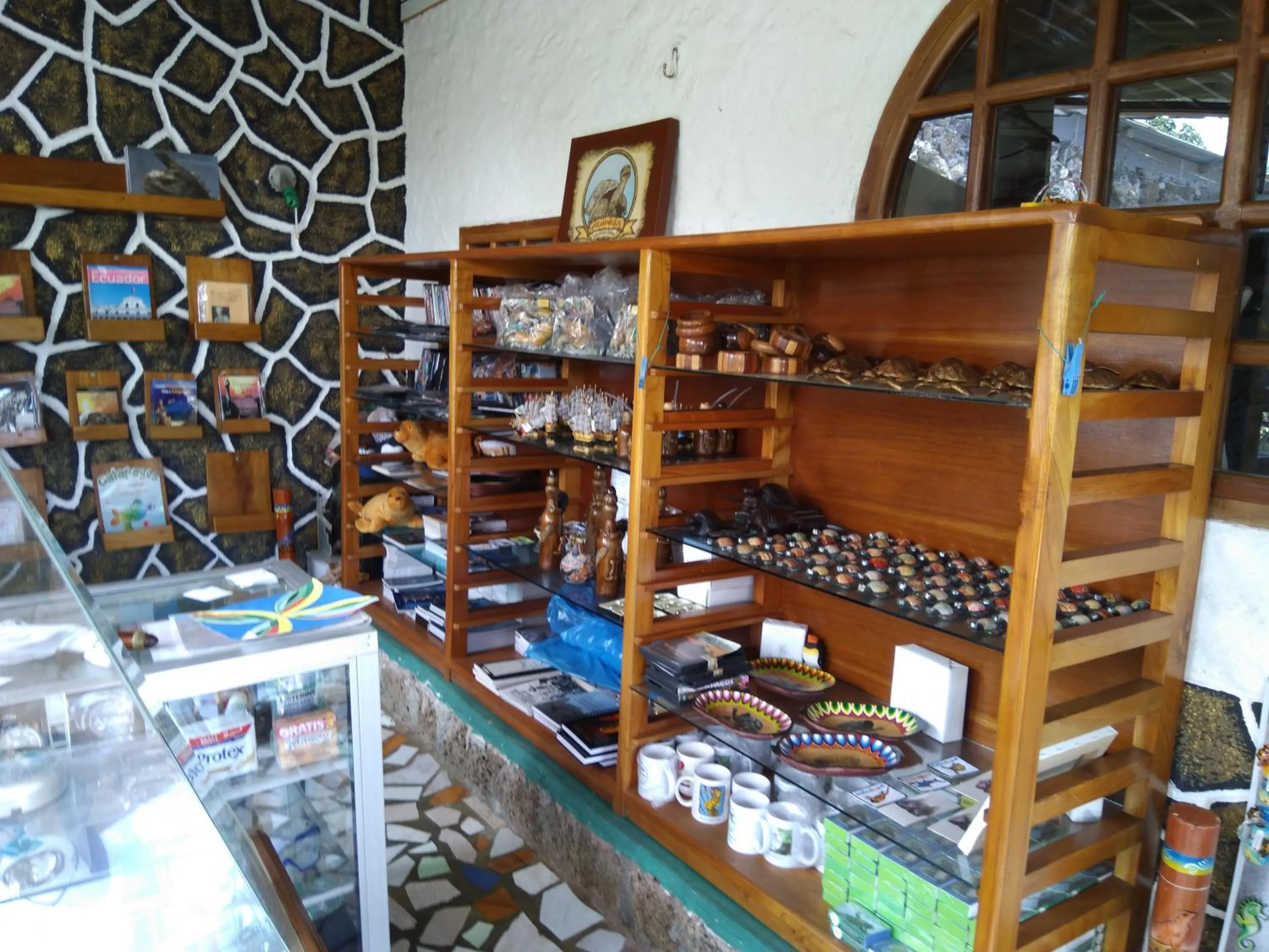 Shopping Area in Suymar Ecolodge Galapagos