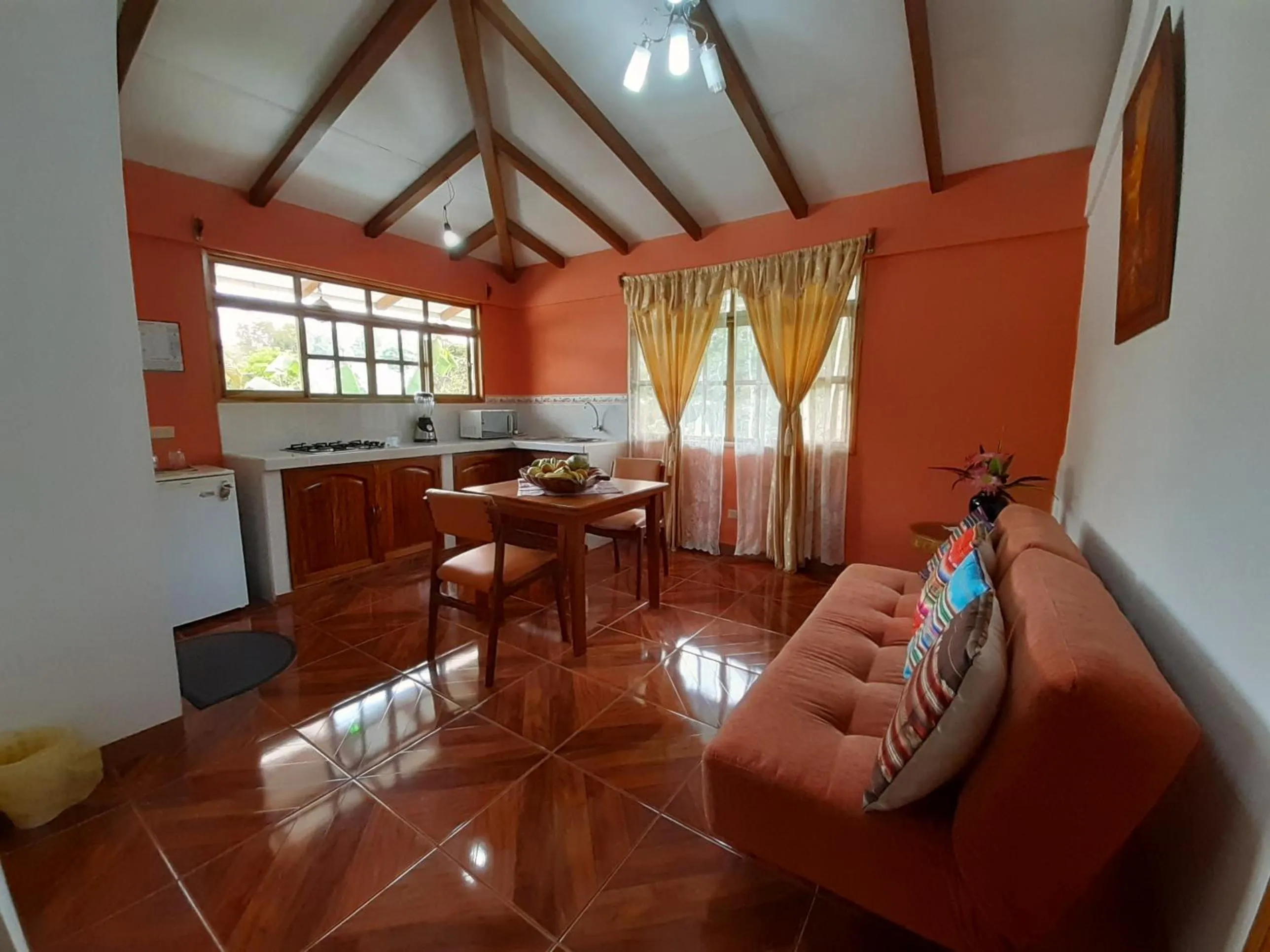 Kitchen or kitchenette in Suymar Ecolodge Galapagos